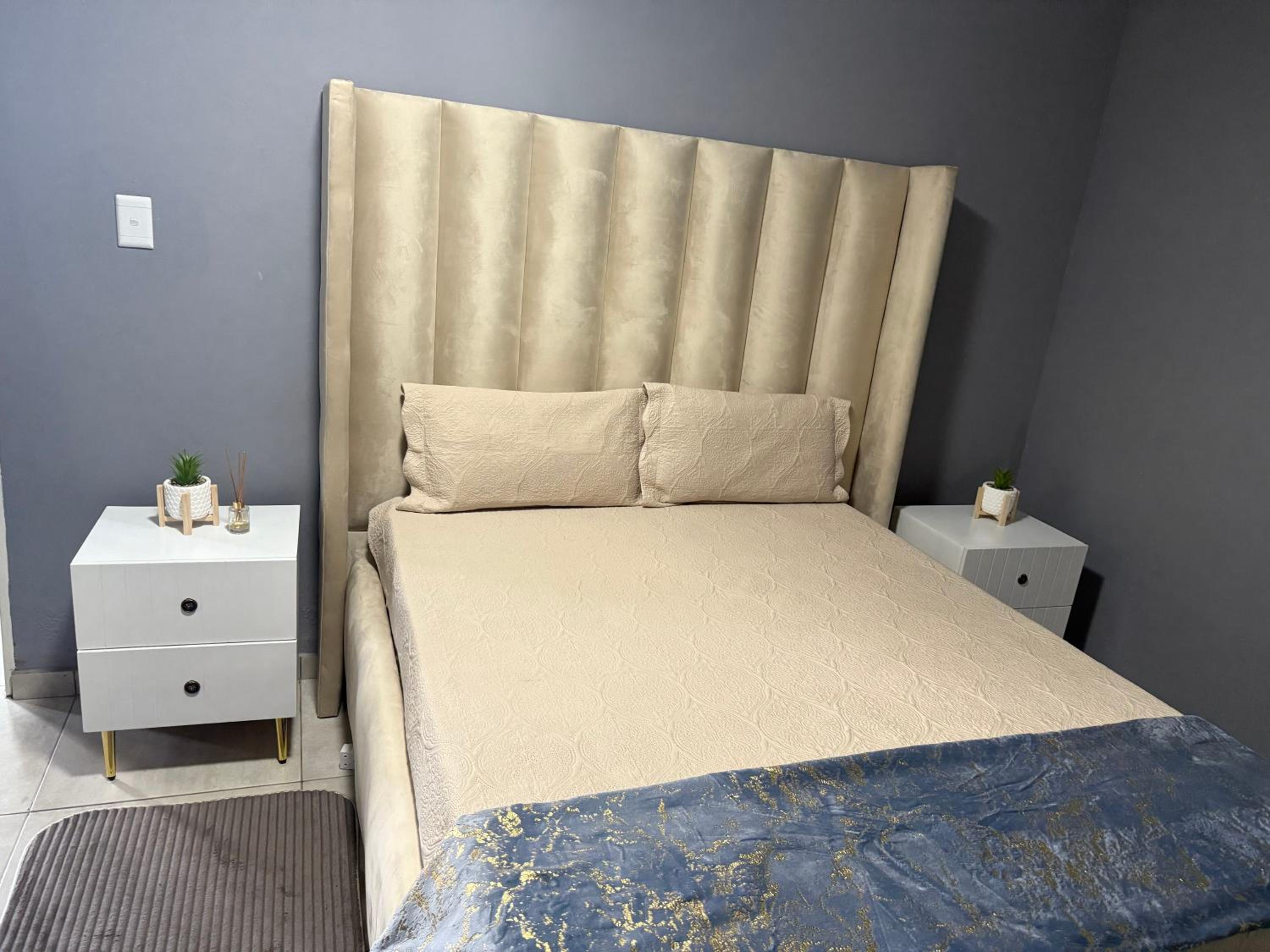 UbuntuLifeStyleEstate-Premium Suite
