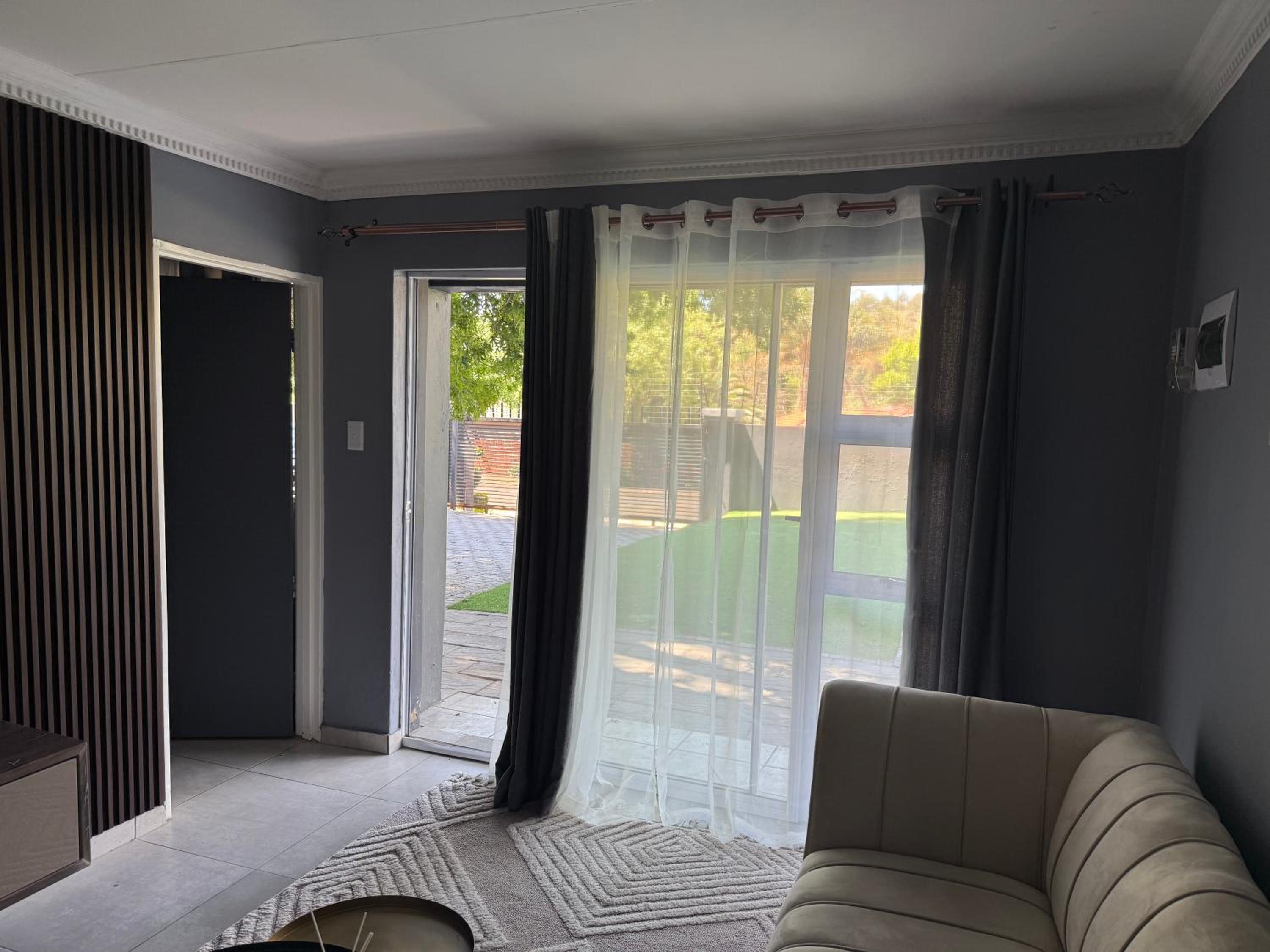 UbuntuLifeStyleEstate-Premium Suite