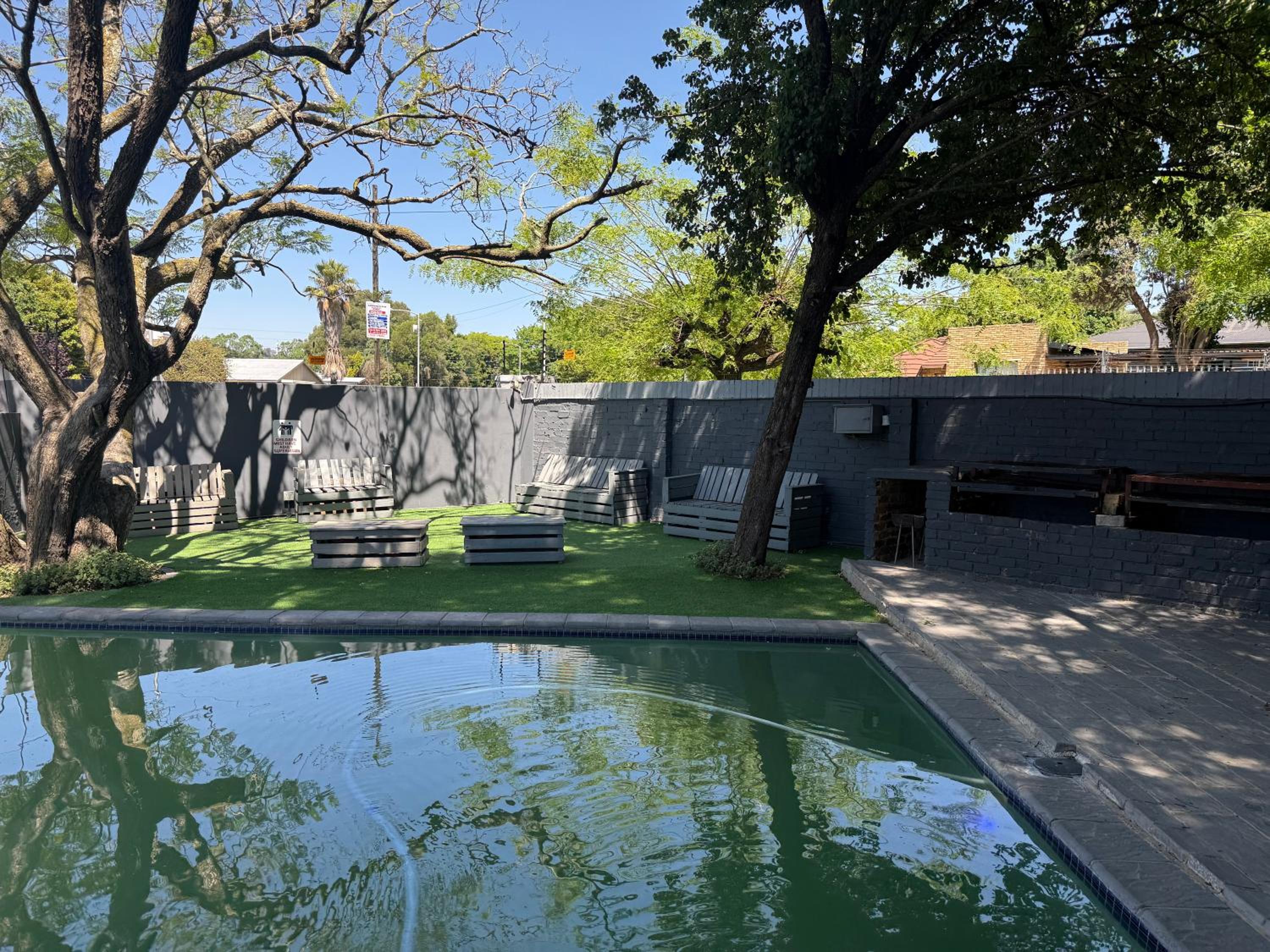 UbuntuLifeStyleEstate-Premium Suite
