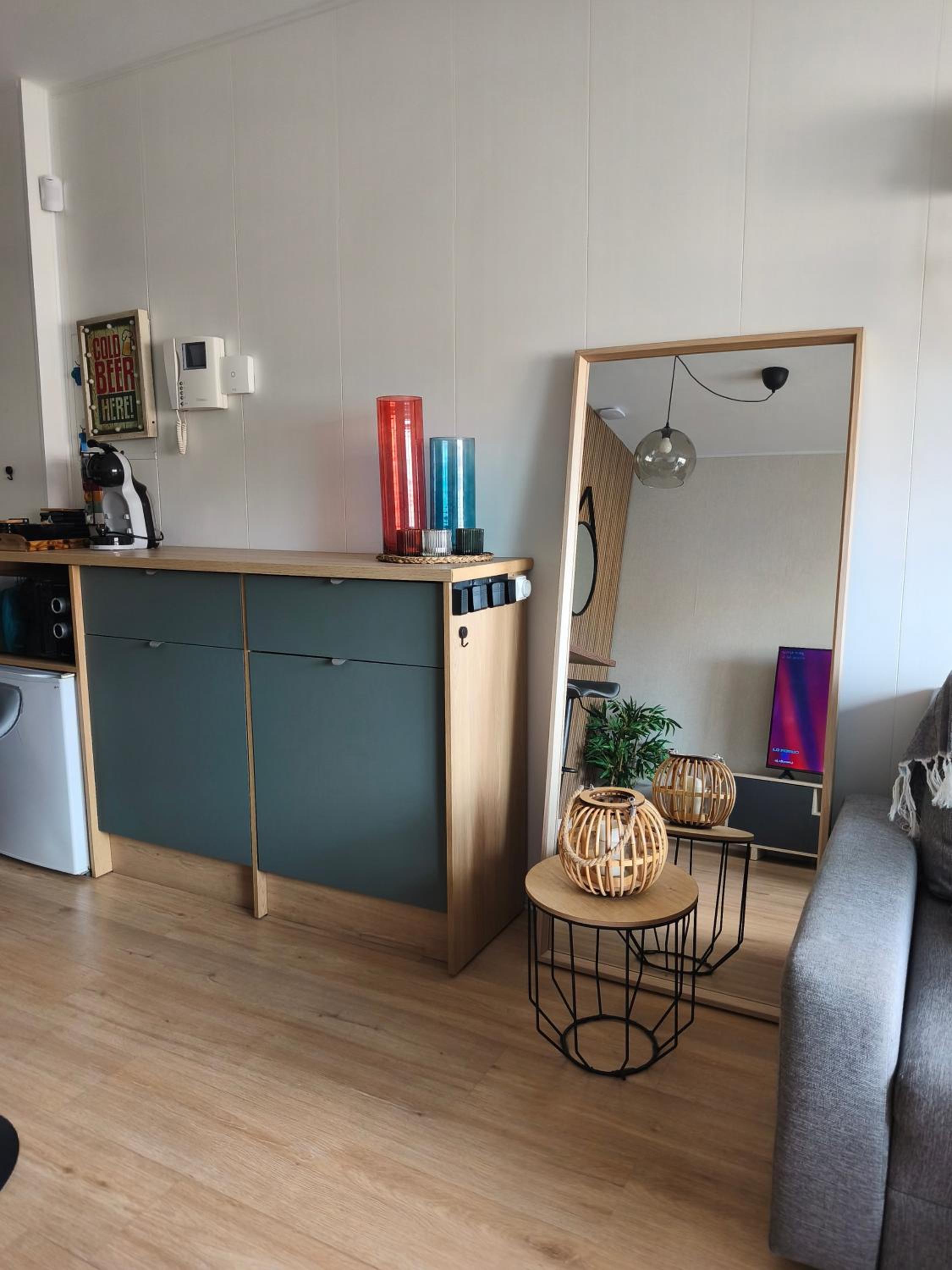 Apartamento nuevo con parking y piscina gratis