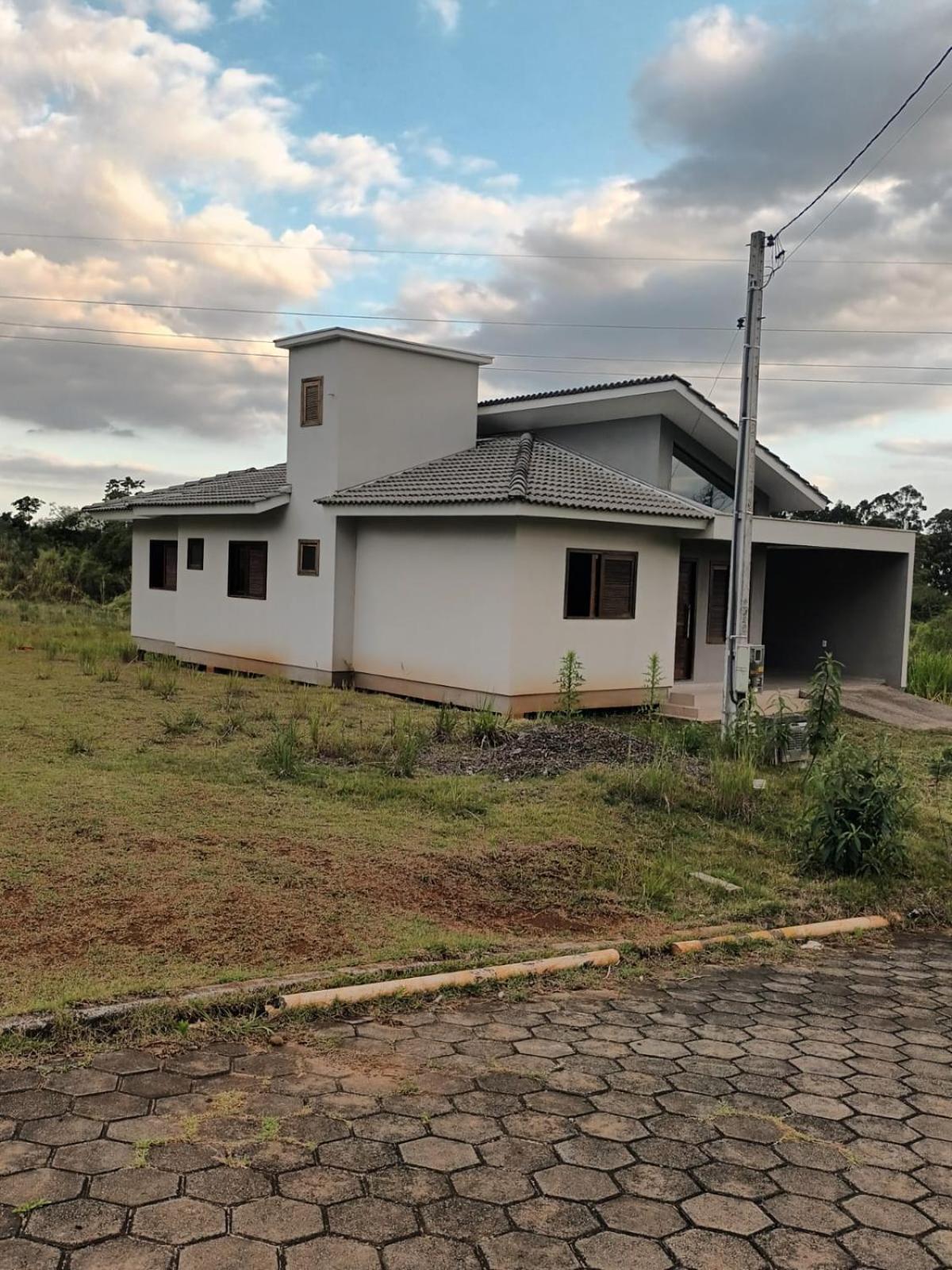 Quarto Twin, 1 ou 2 pessoas, em Siderópolis apenas HOMENS, a 10 min de Nova Veneza e Criciúma