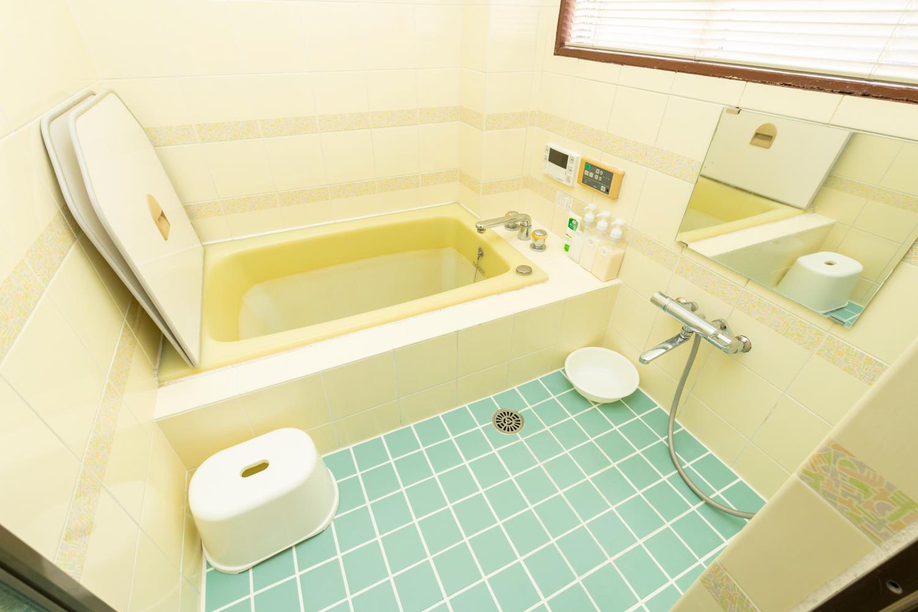 BUSON A cozy Japanese House upto 8 Guests and Close to Station