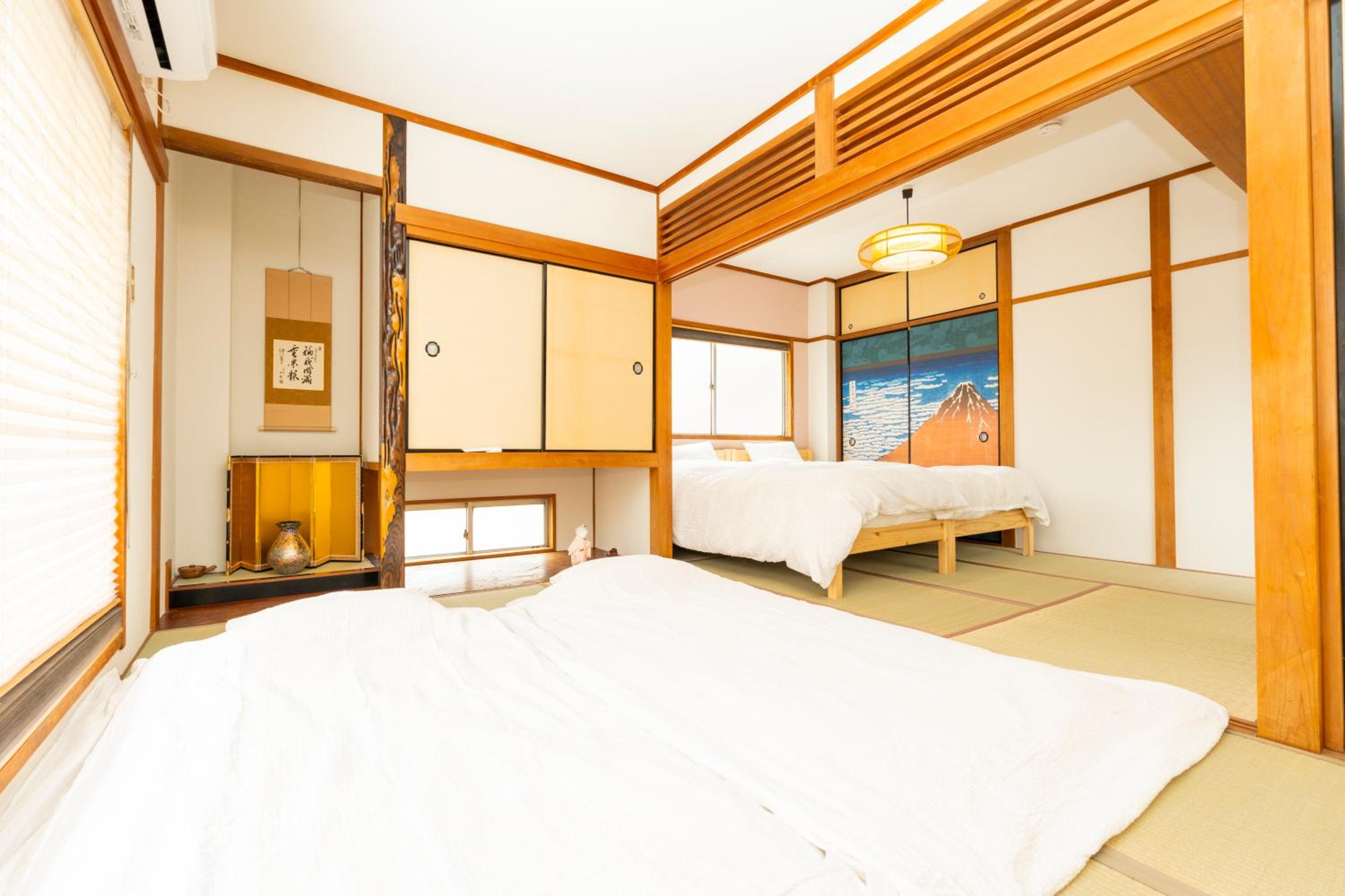 BUSON A cozy Japanese House upto 8 Guests and Close to Station
