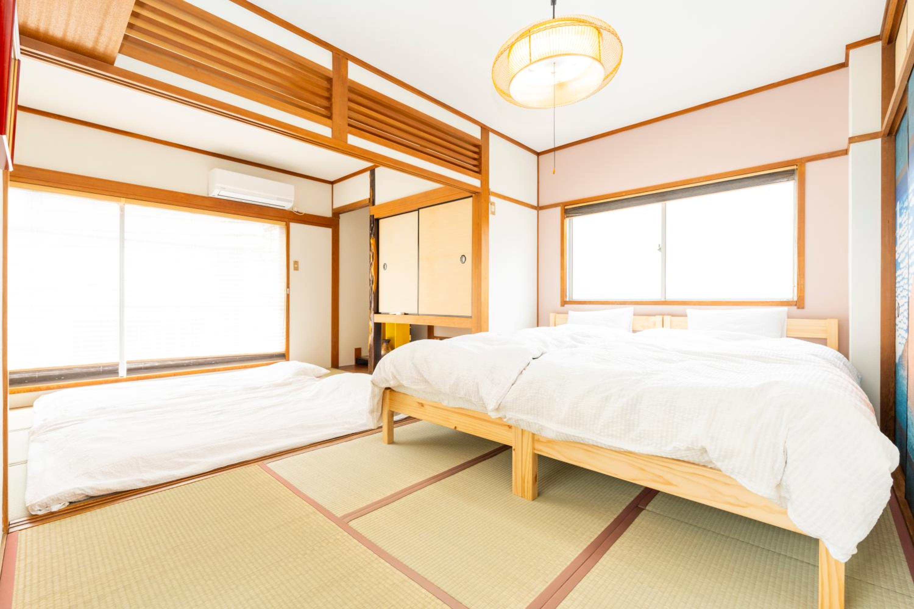 BUSON A cozy Japanese House upto 8 Guests and Close to Station