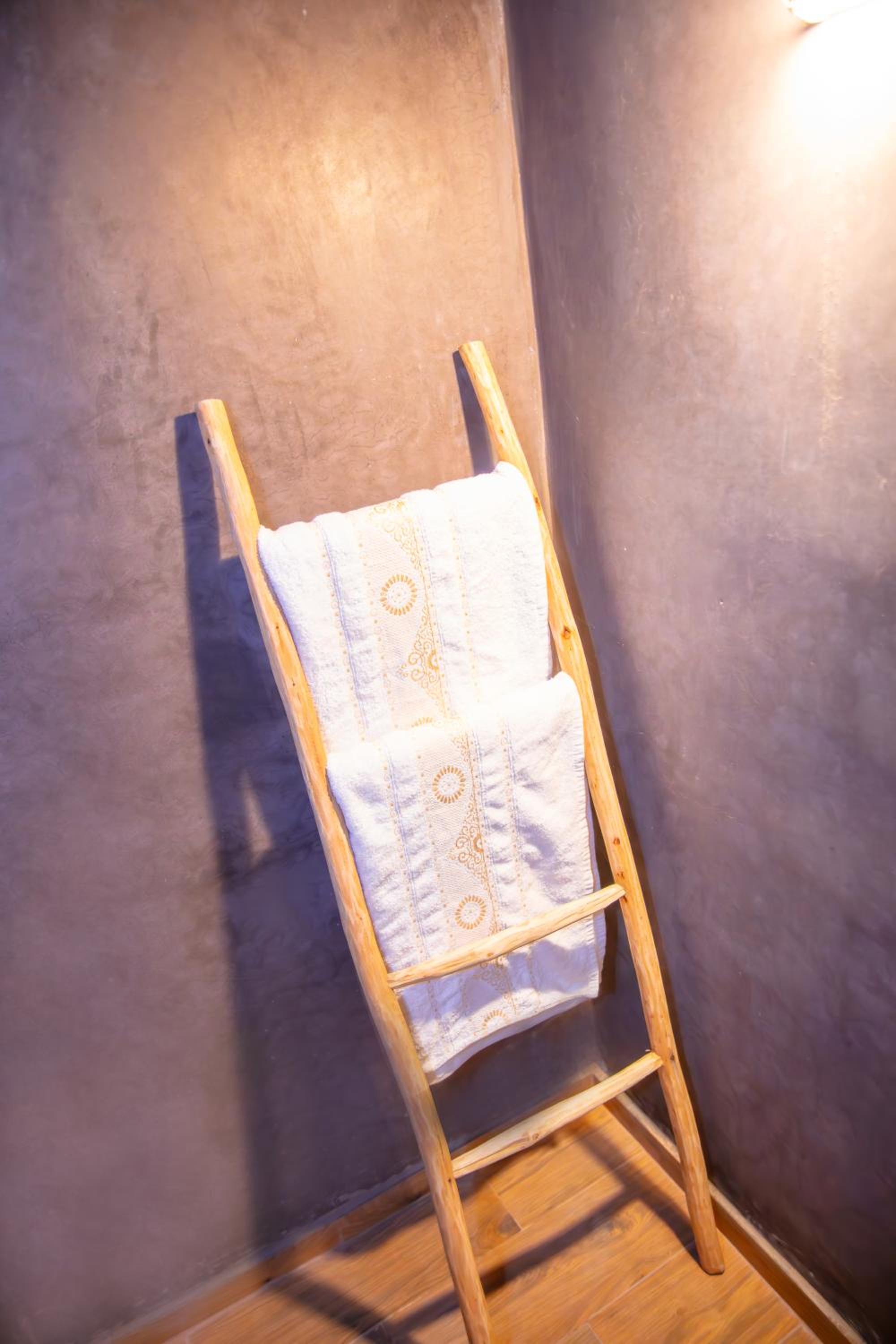 Agafay Luxury desert Camp - Glamping Experience