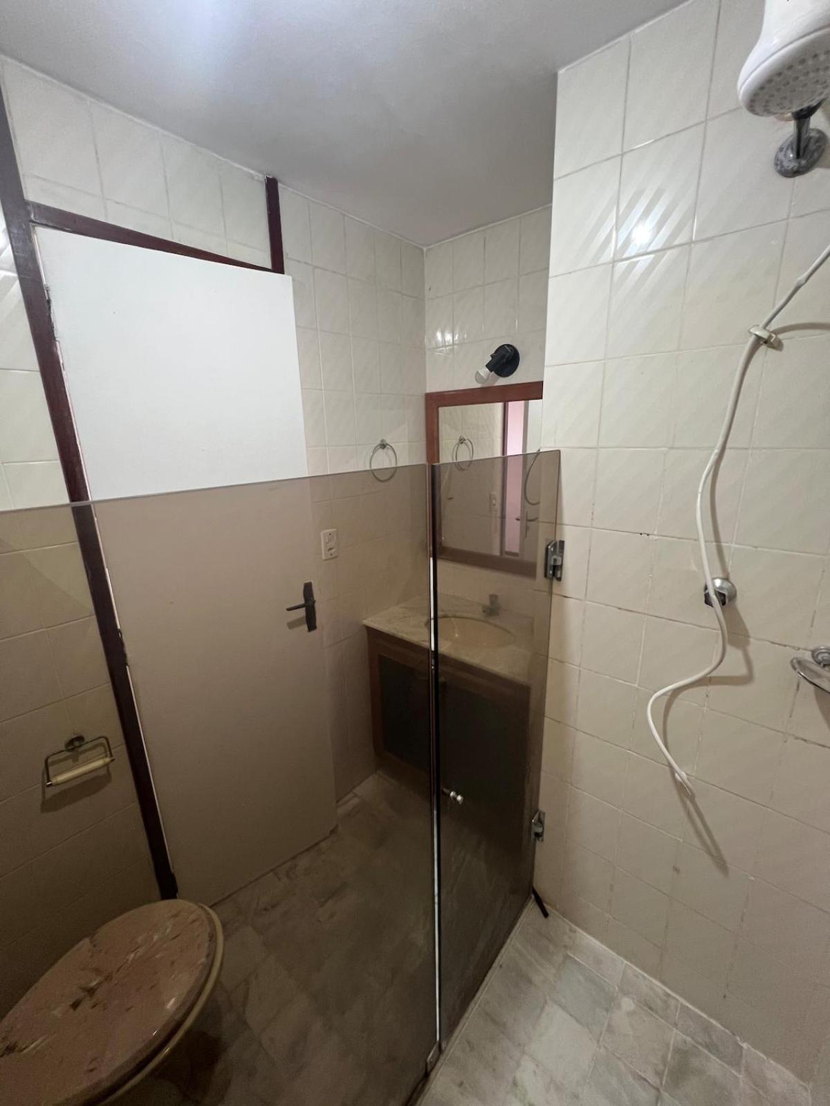 Apartamento 3 suítes perto da Praia do forte e Passagem