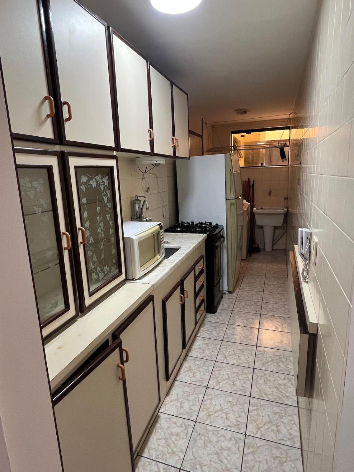 Apartamento 3 suítes perto da Praia do forte e Passagem