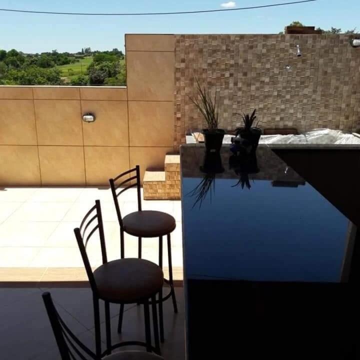 Recanto 22, Casa para temporada com 1 suíte em Olímpia
