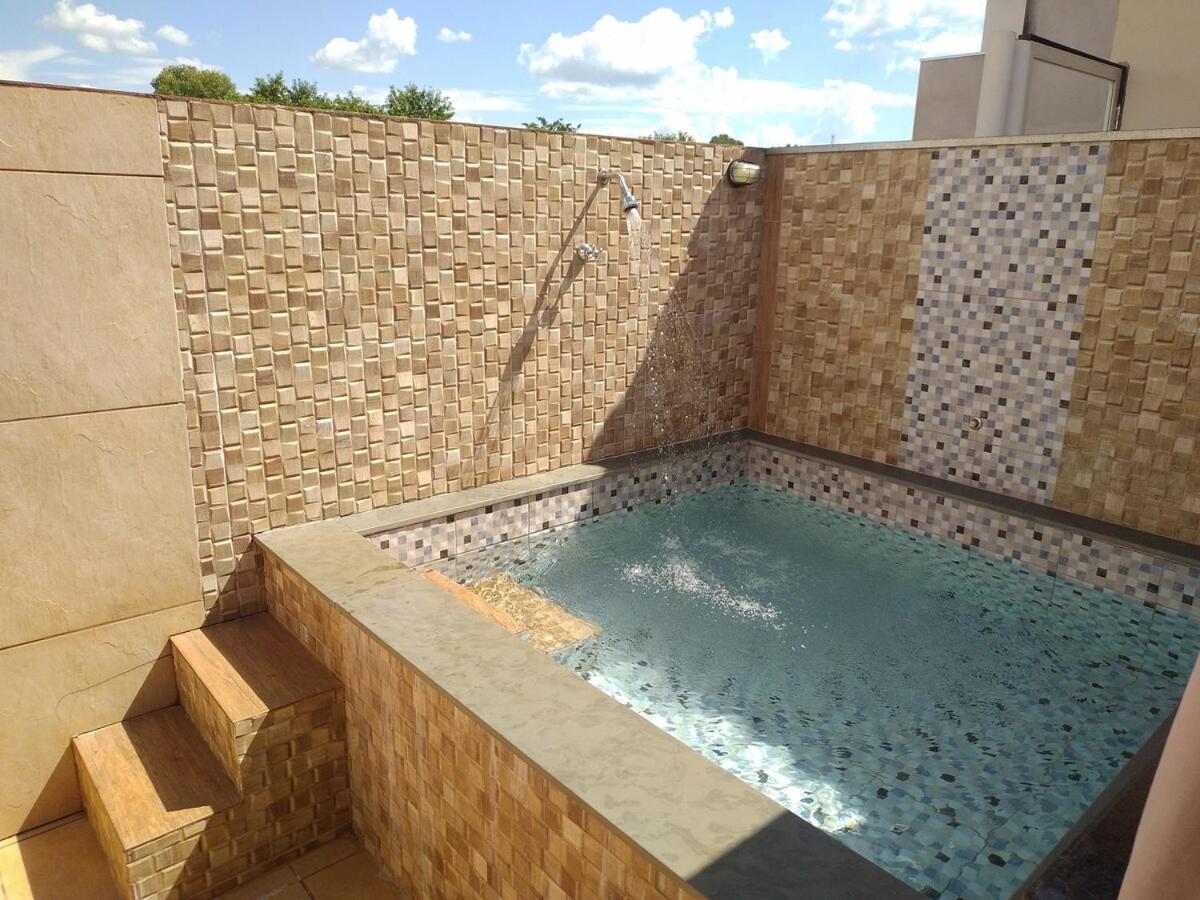 Recanto 22, Casa para temporada com 1 suíte em Olímpia