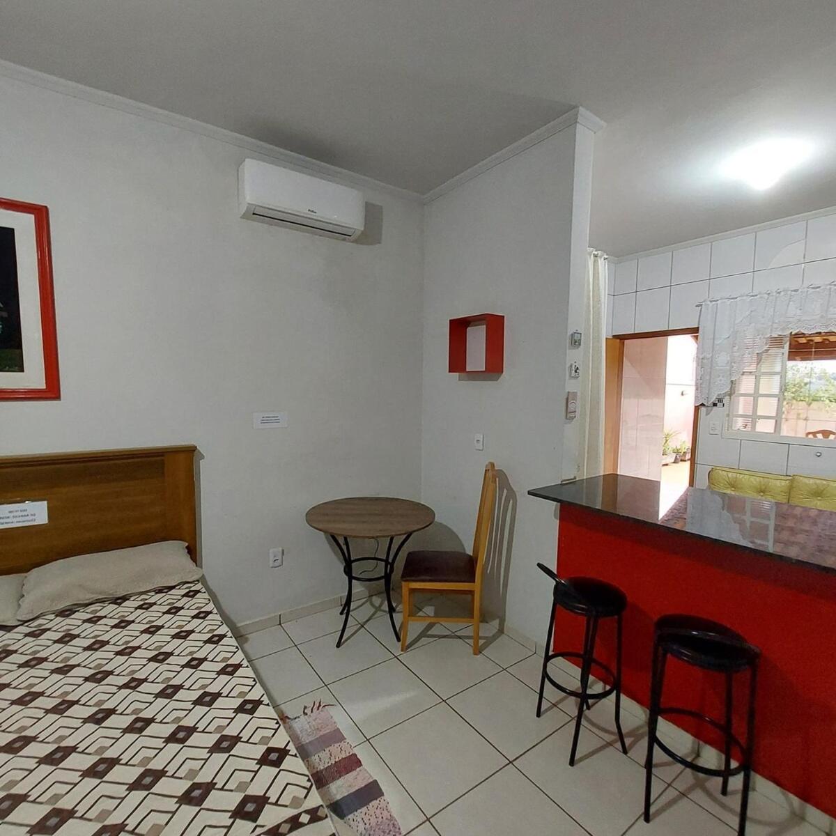 Recanto 22, Casa para temporada com 1 suíte em Olímpia