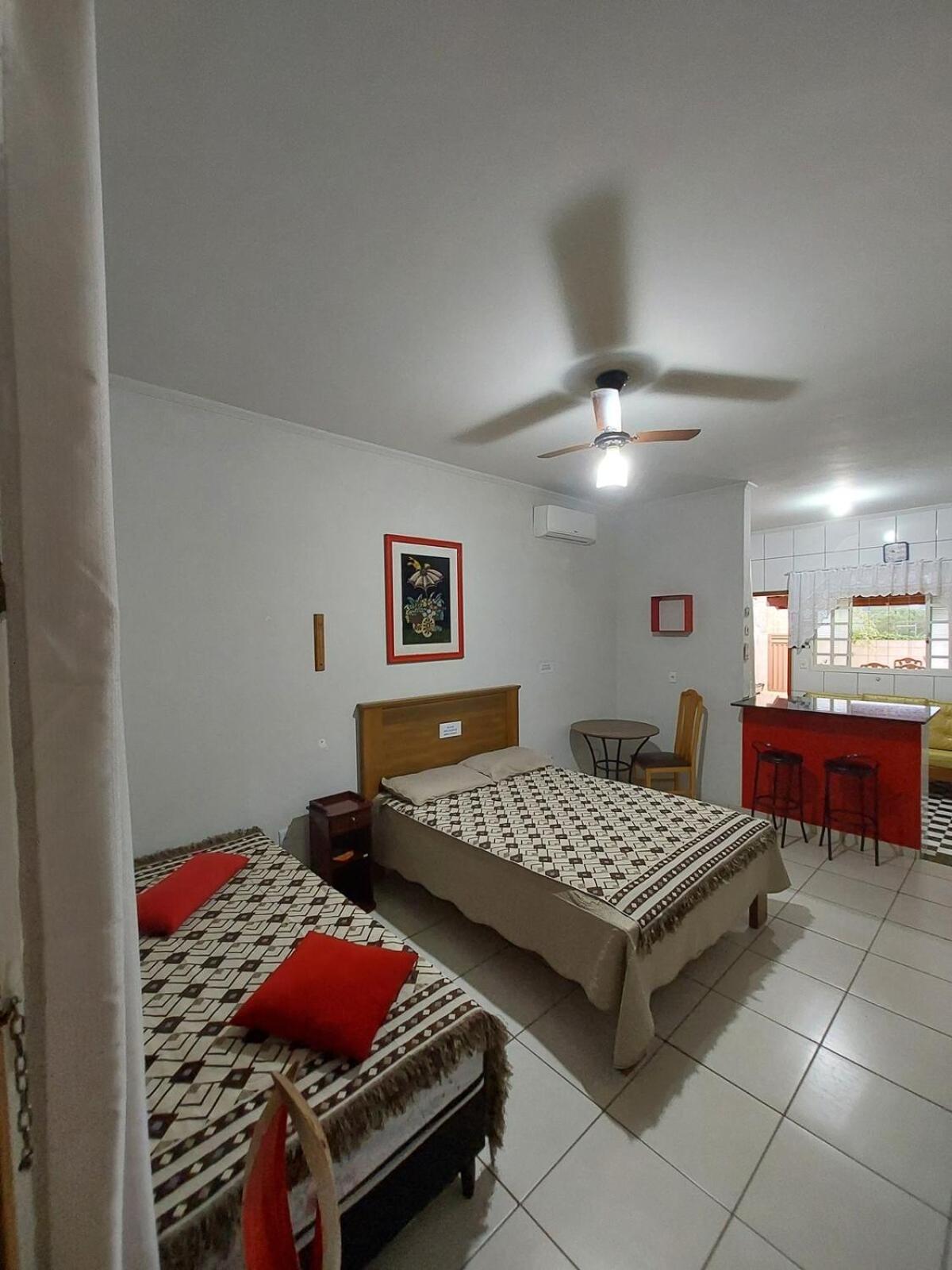 Recanto 22, Casa para temporada com 1 suíte em Olímpia