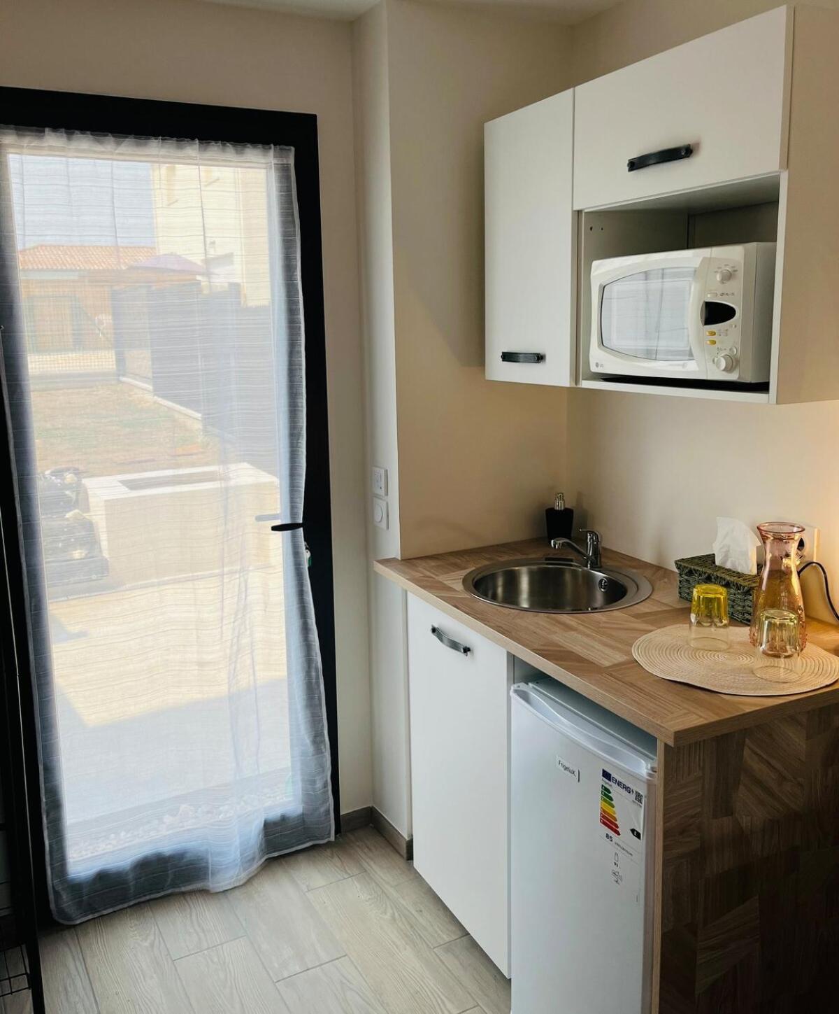 Studio du port avec jardin privé