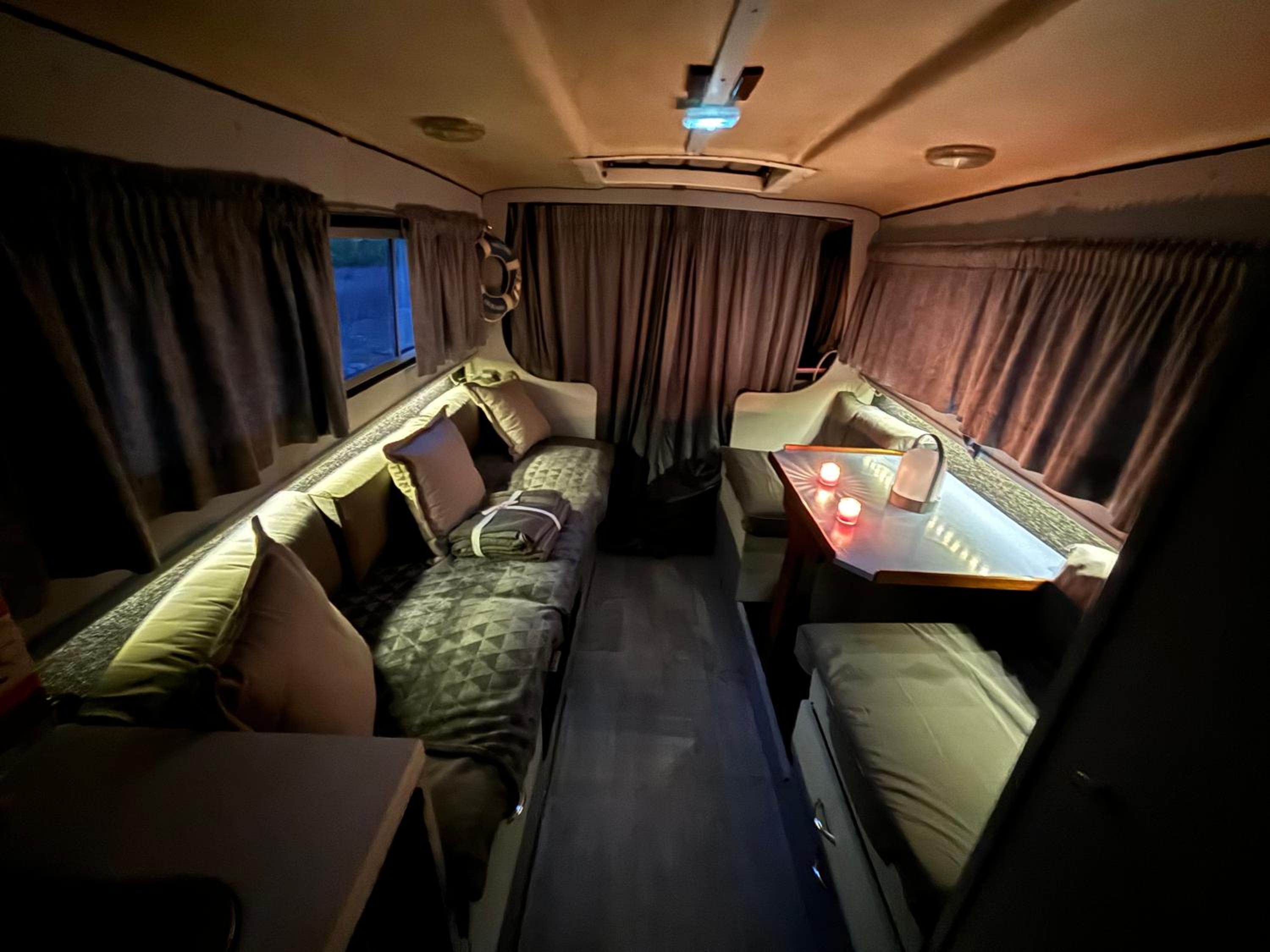 4 berth Boat house retreat in birstall, Leicester