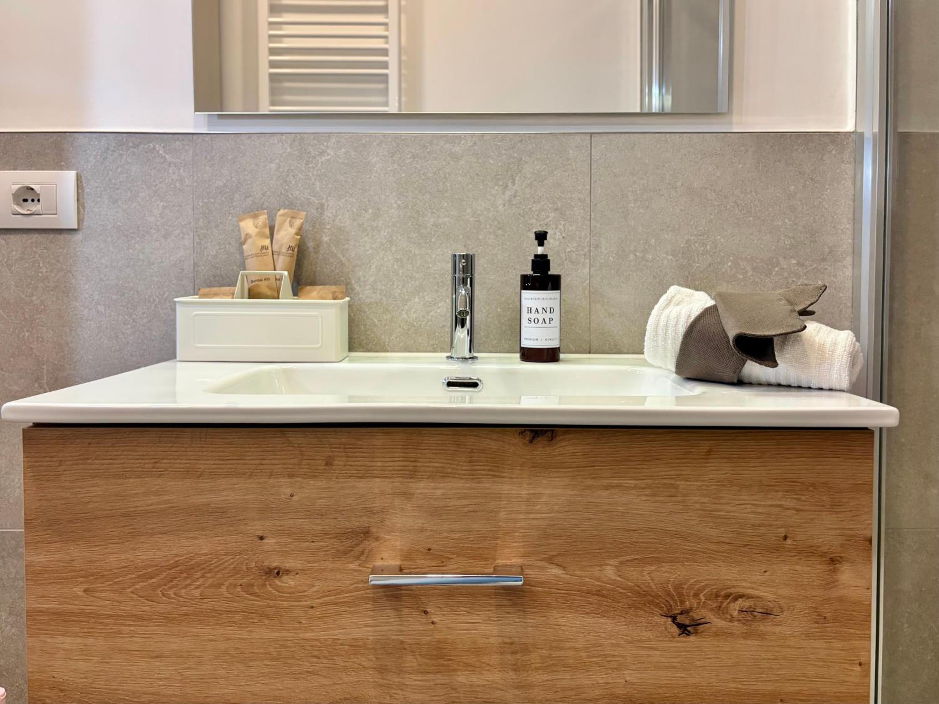 Reuetta Apartment - Elegant and Central stay in Genoa