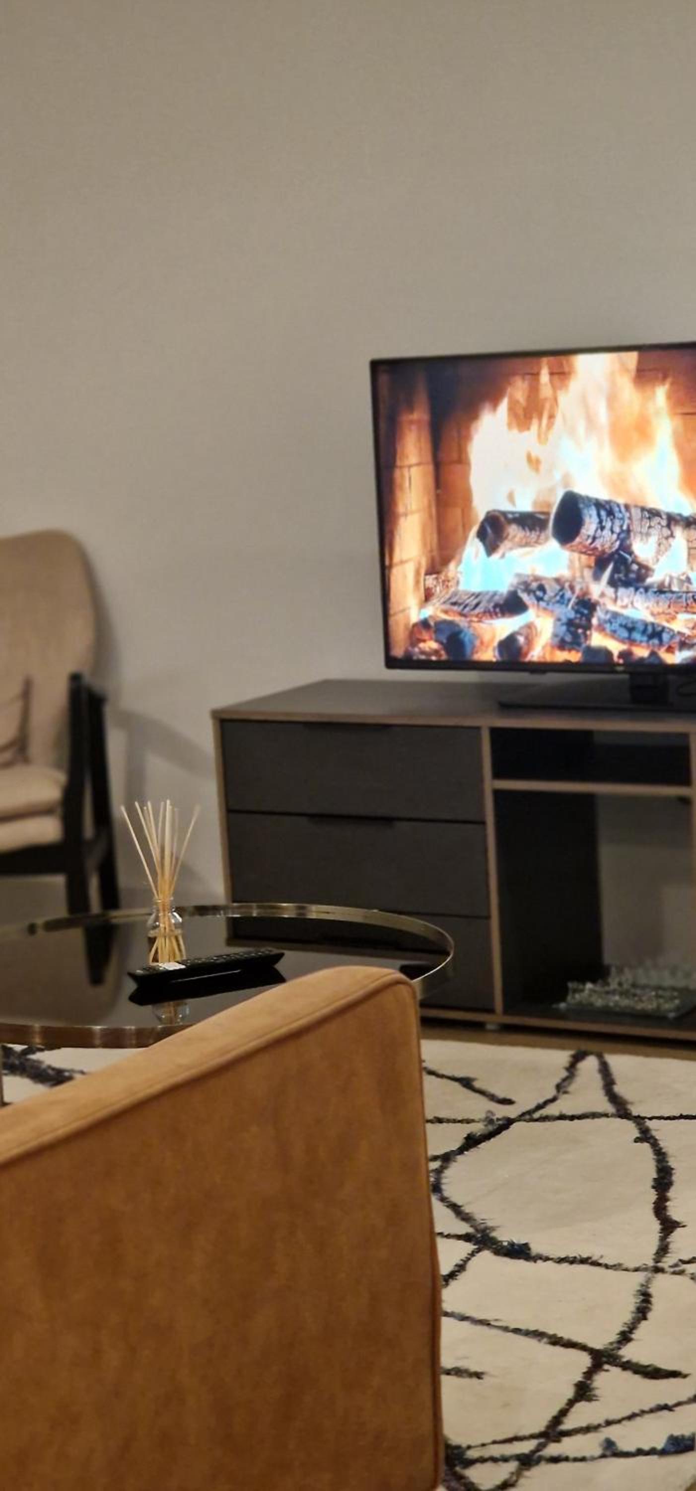 Stylish 2 Floor Penthouse Netflix & Wi-Fi