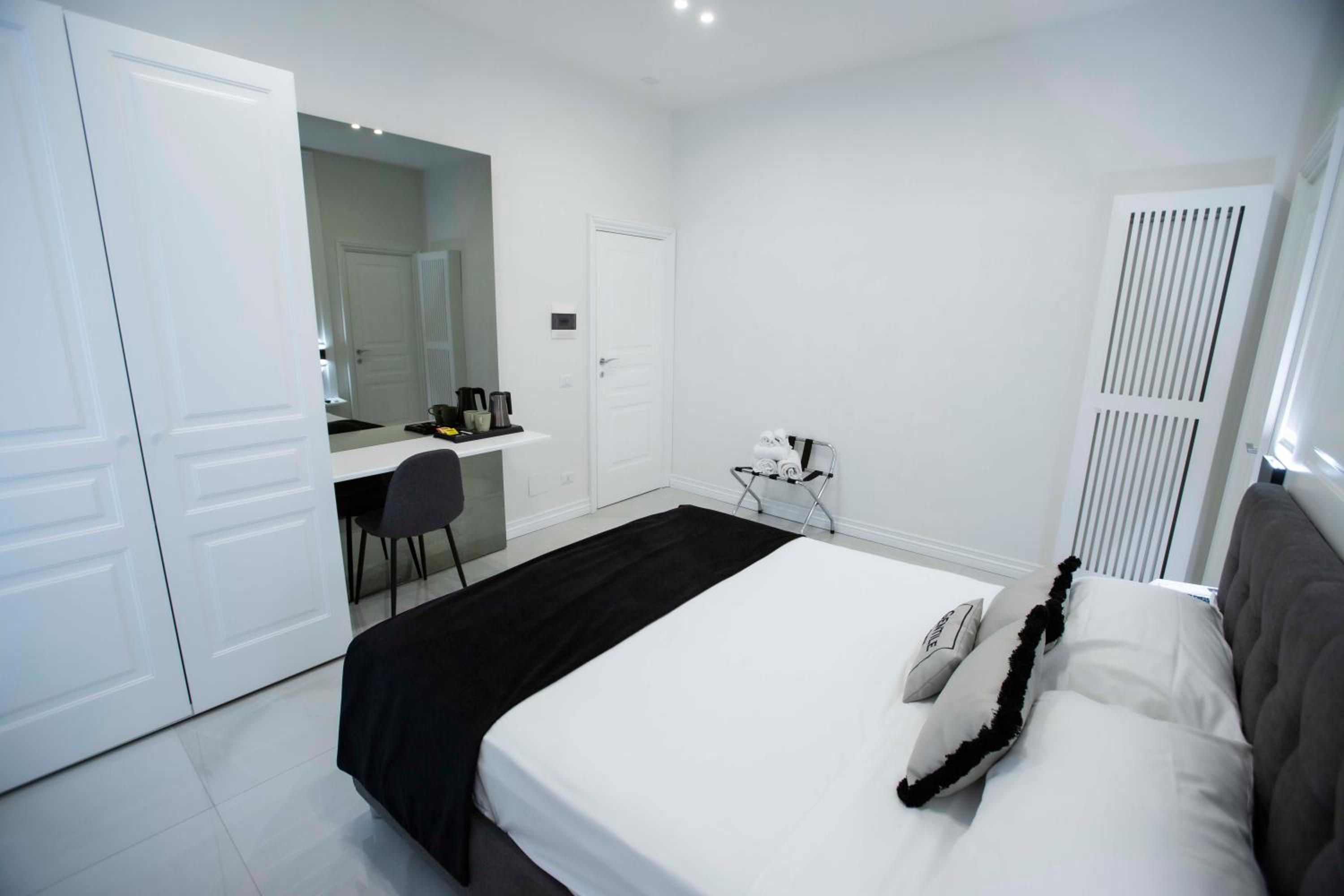 Gentile Suite Decumani
