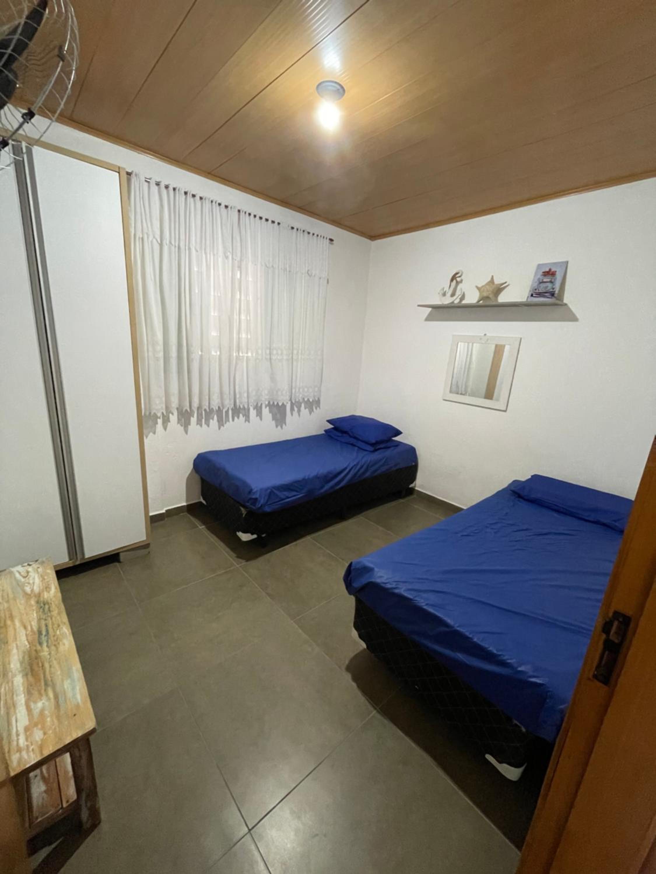 Casa 150m da Praia das Toninhas C/ Churrasqueira