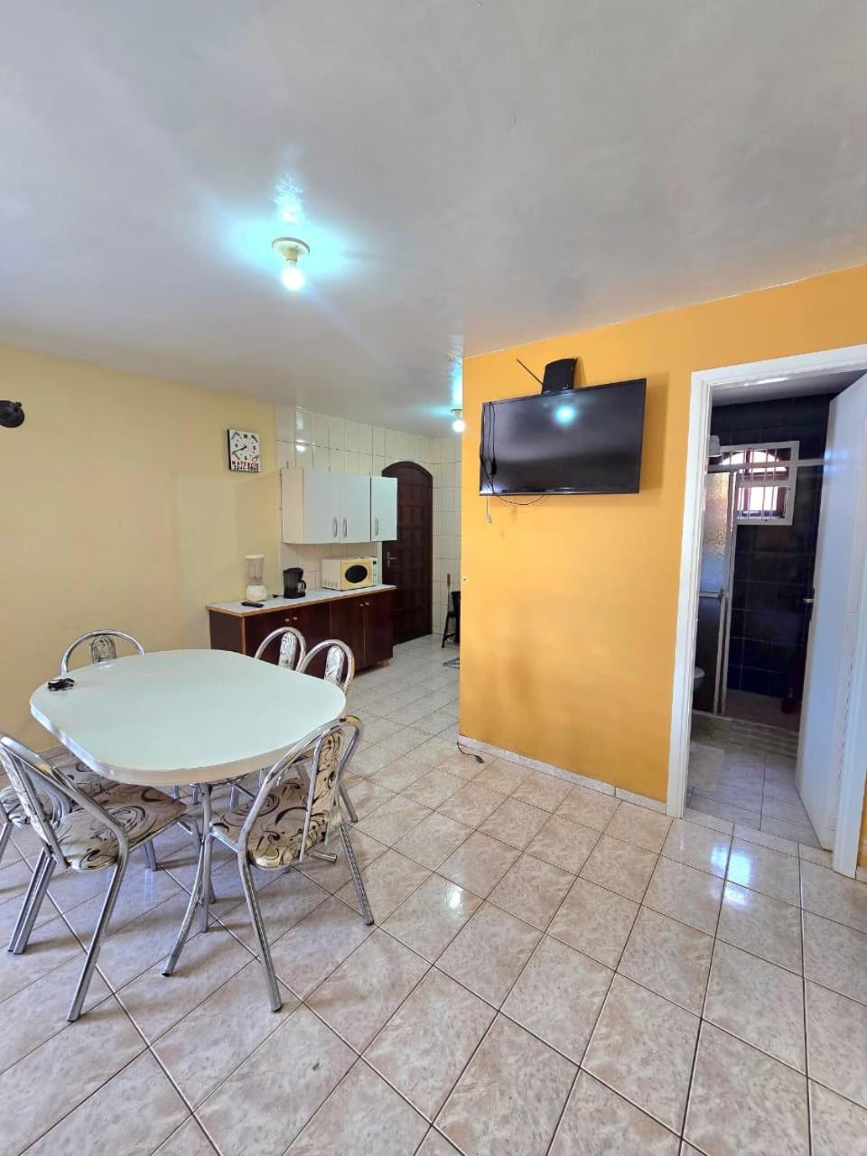 Casa em Shangri-la próxima ao mar