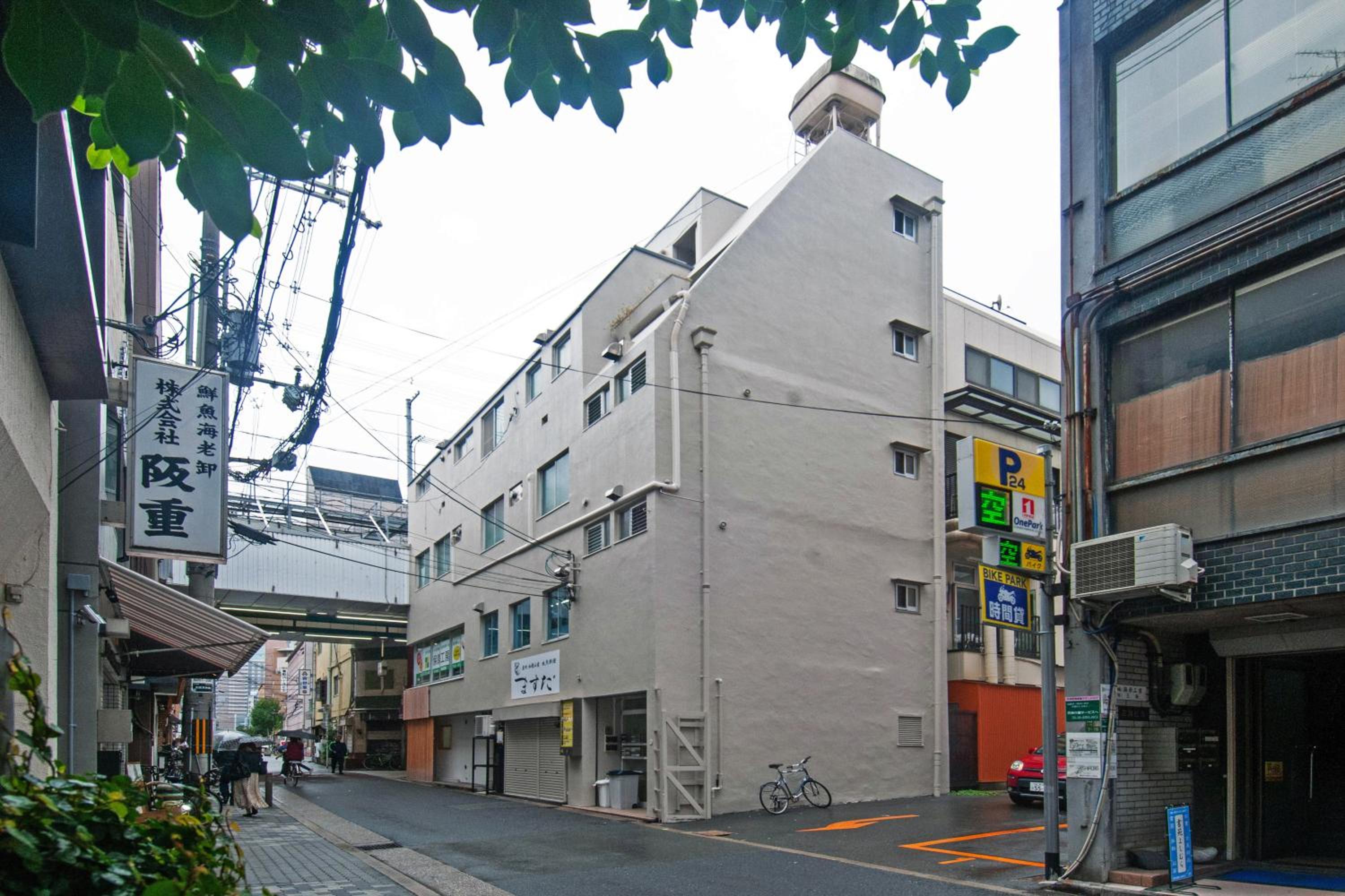One Stop Umeda&Osaka station 301