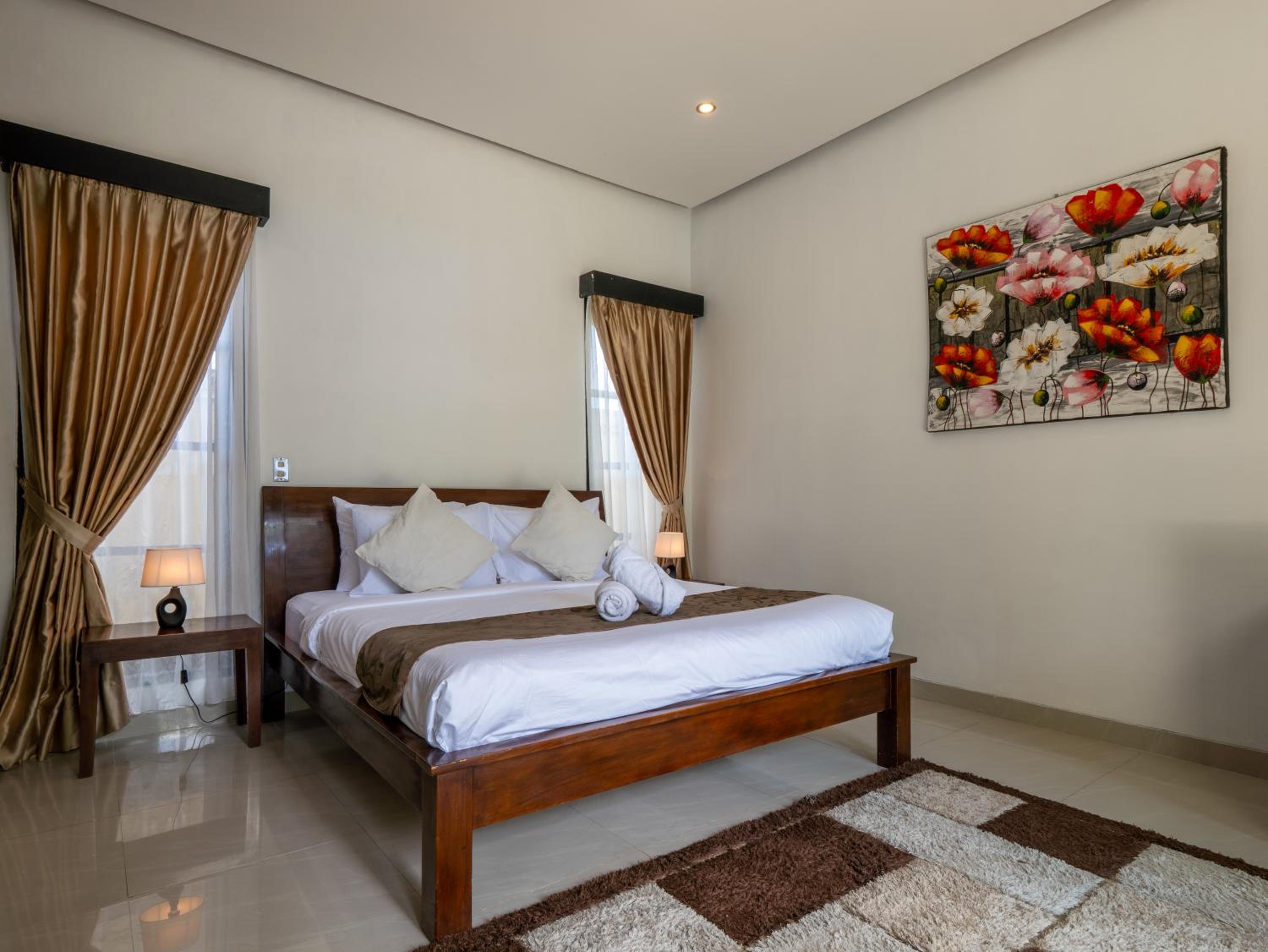 Villa Cometa Prime Seminyak by Adam Jyota Management, Free Floating Breakfast