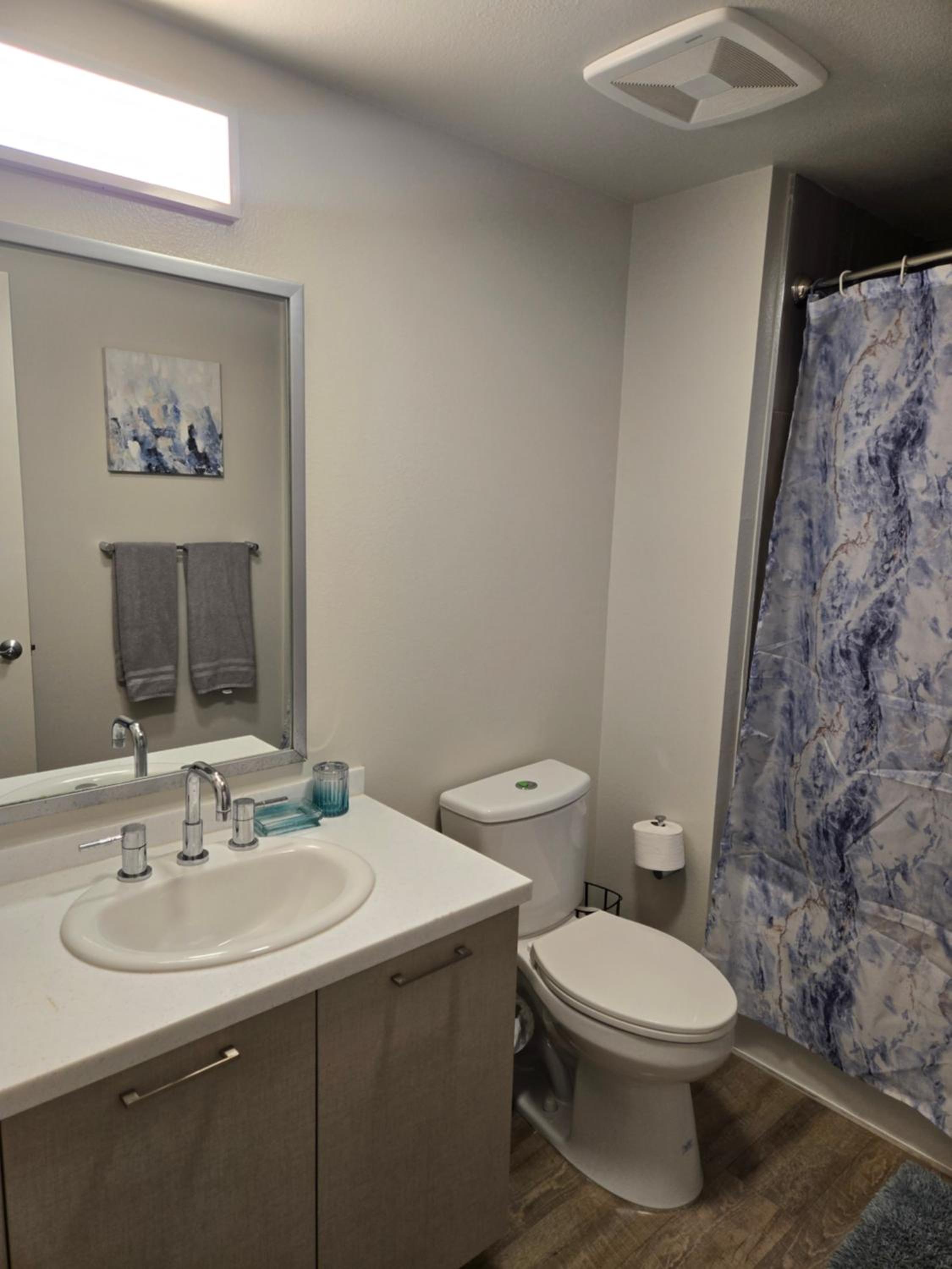 Downtown 2 bedroom apartment