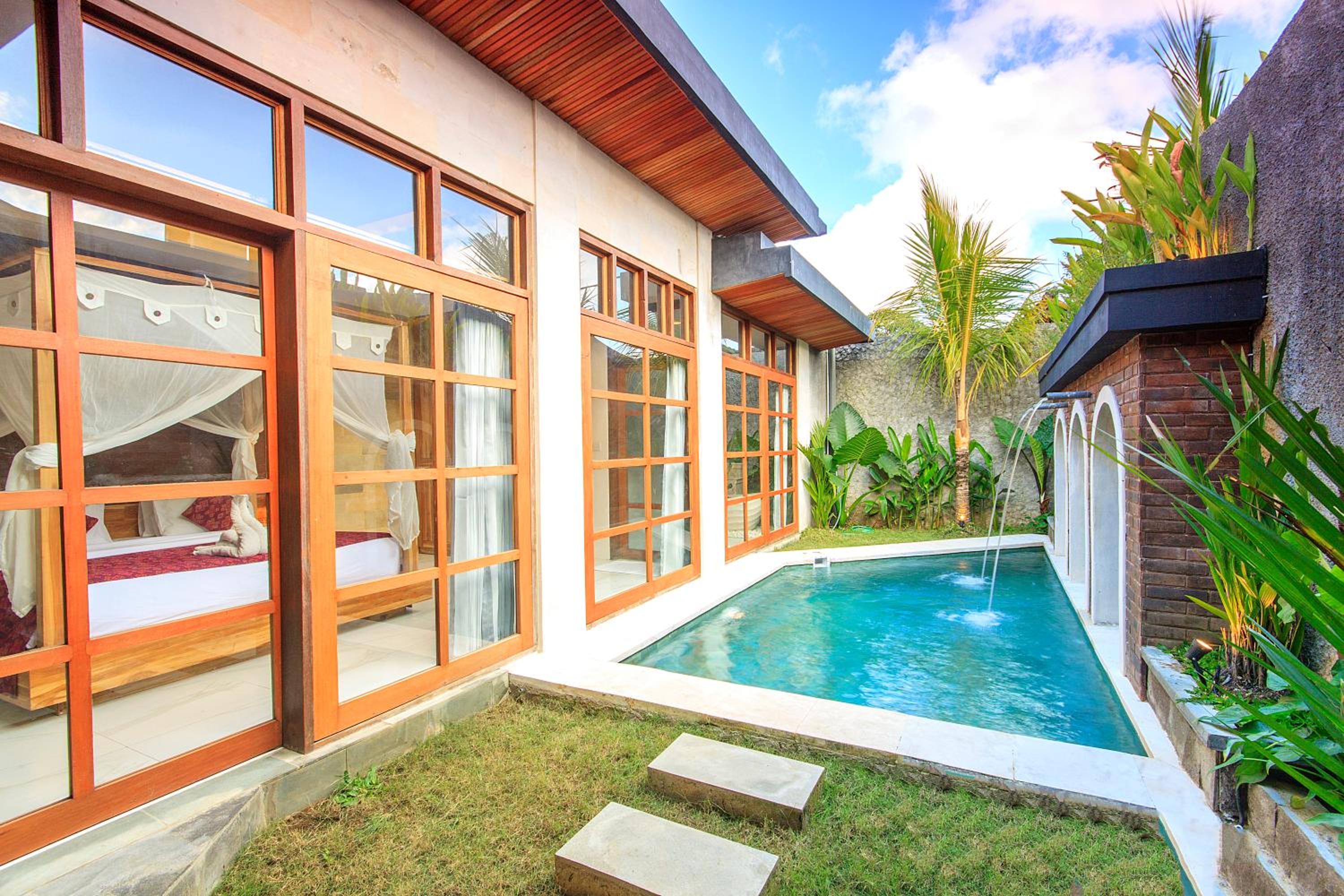 Mahanidhi serene villa ubud