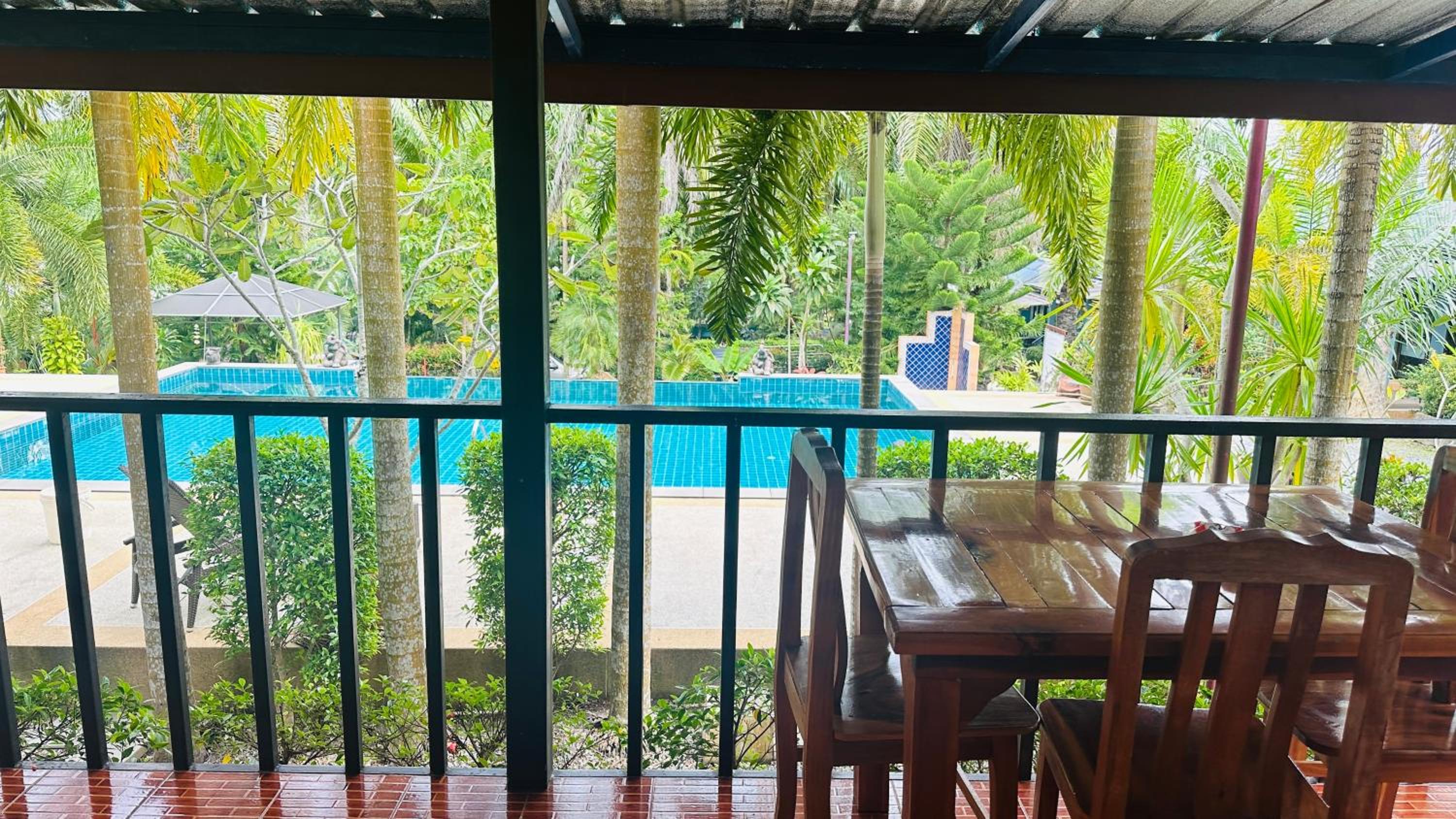 Palmthien Pool Villa Aonang