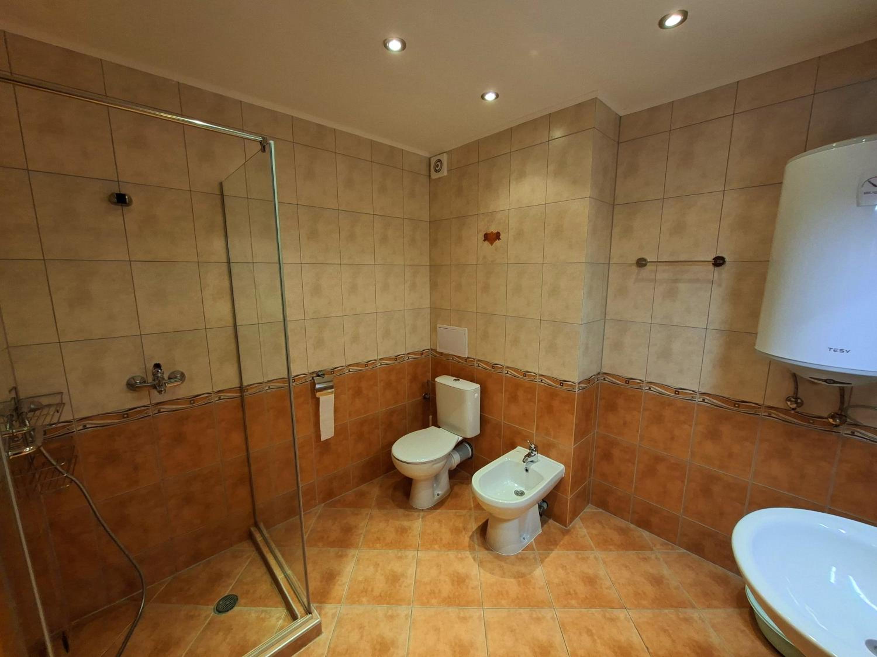 5-Star Spacious Beachfront Studio