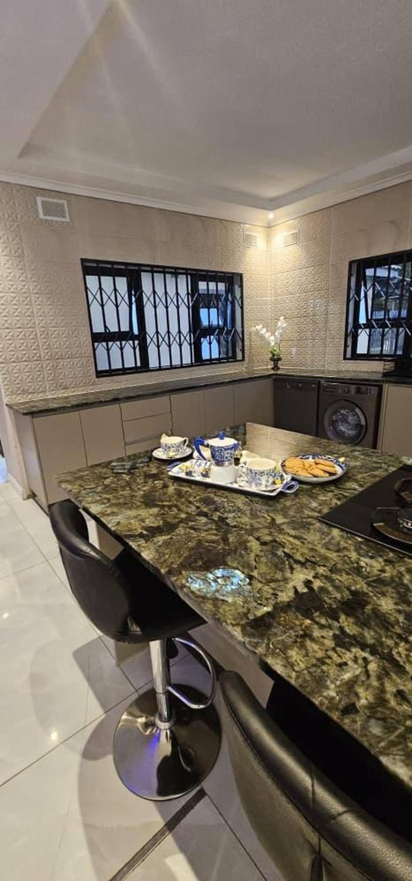 Villa De Luna in Avondale, Lomagundi Road