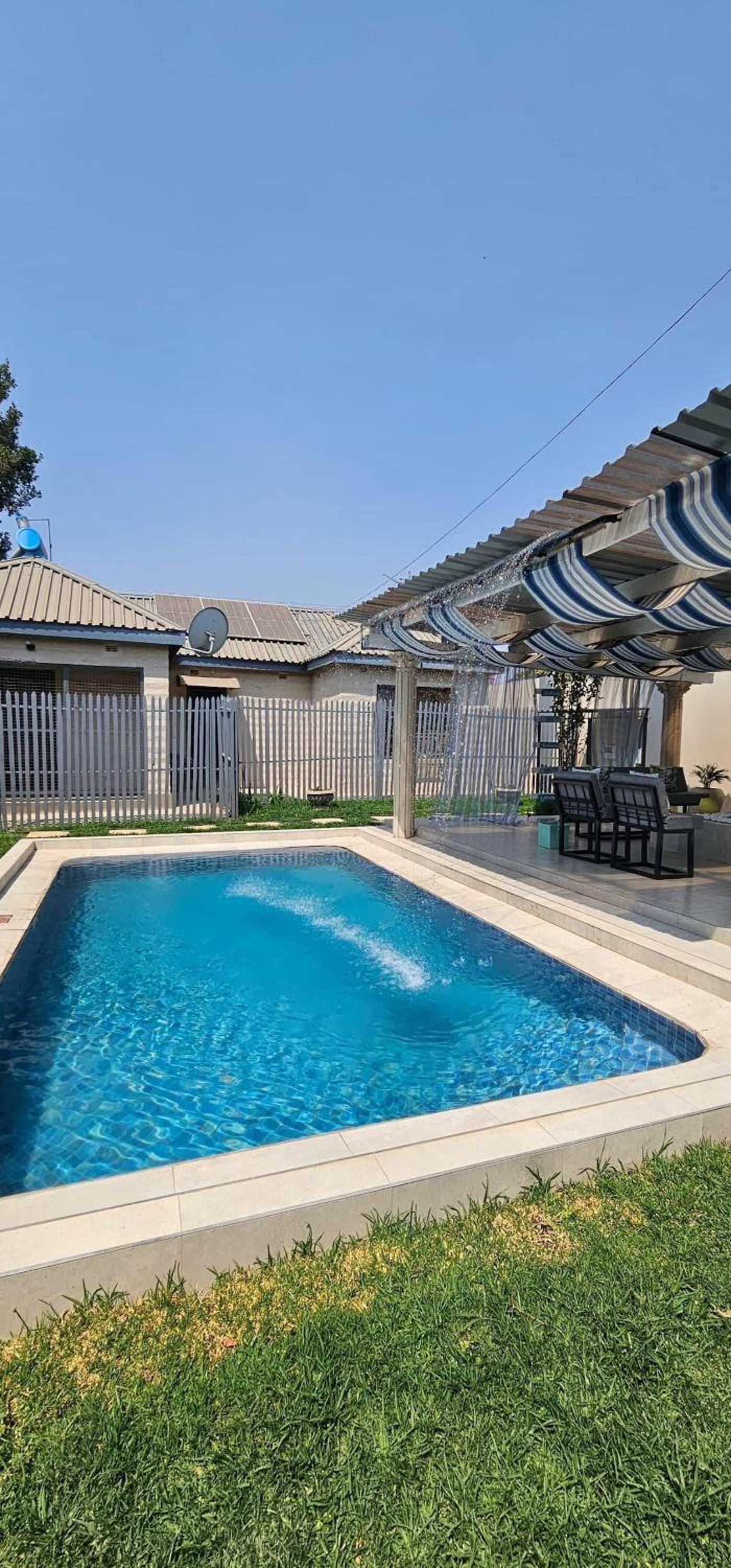 Villa De Luna in Avondale, Lomagundi Road