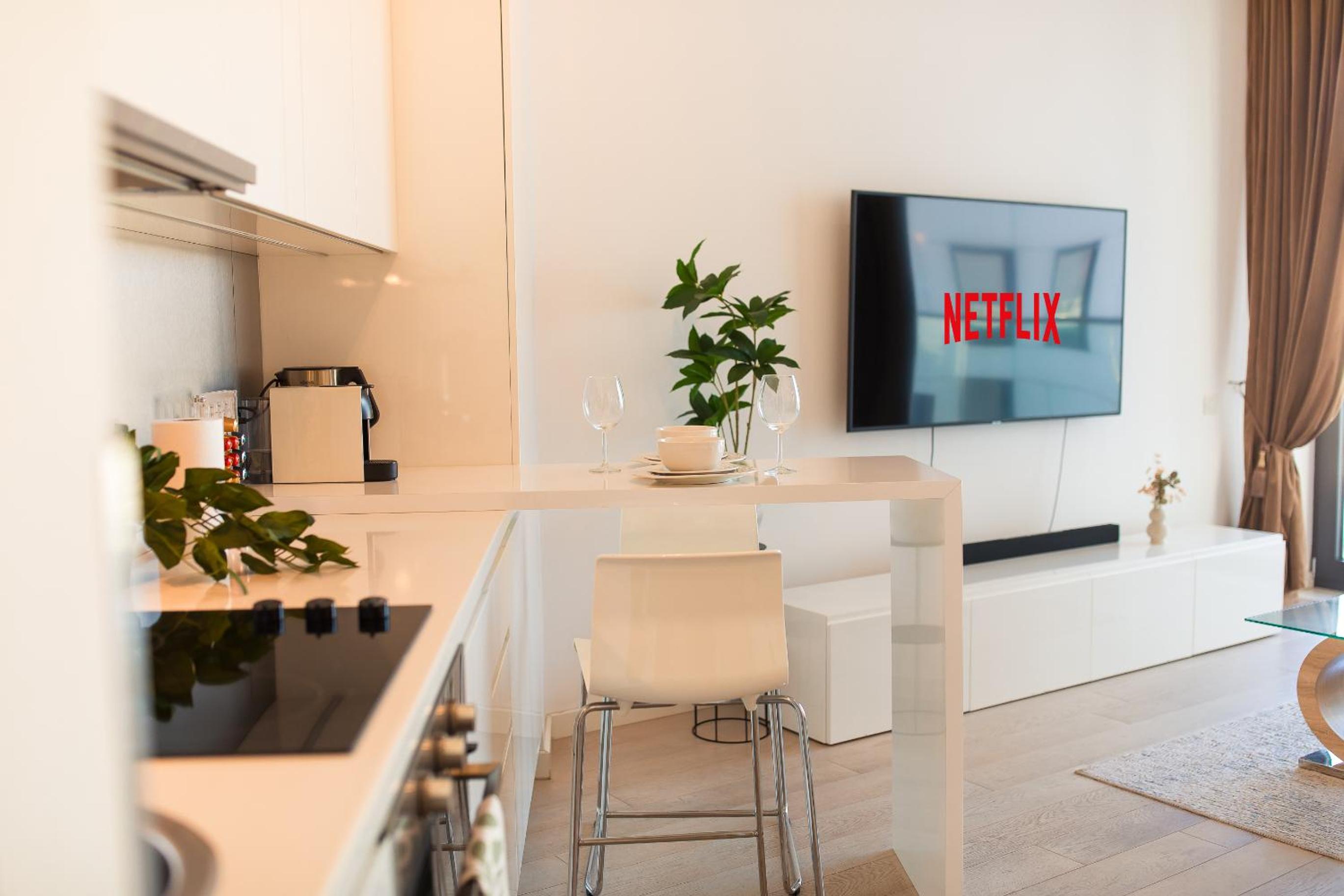 Premium Studio Apartment in Herastrau with City View