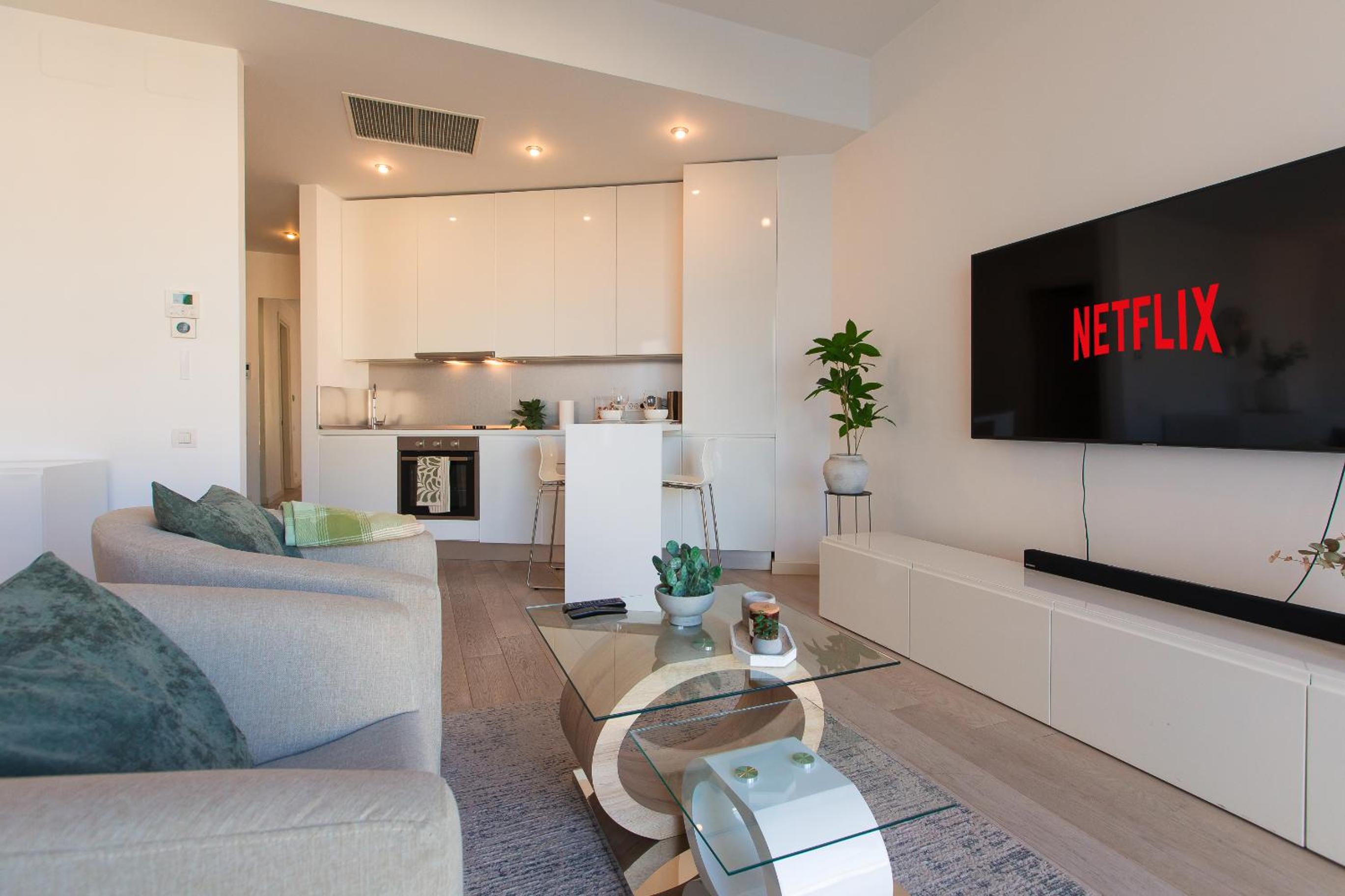 Premium Studio Apartment in Herastrau with City View