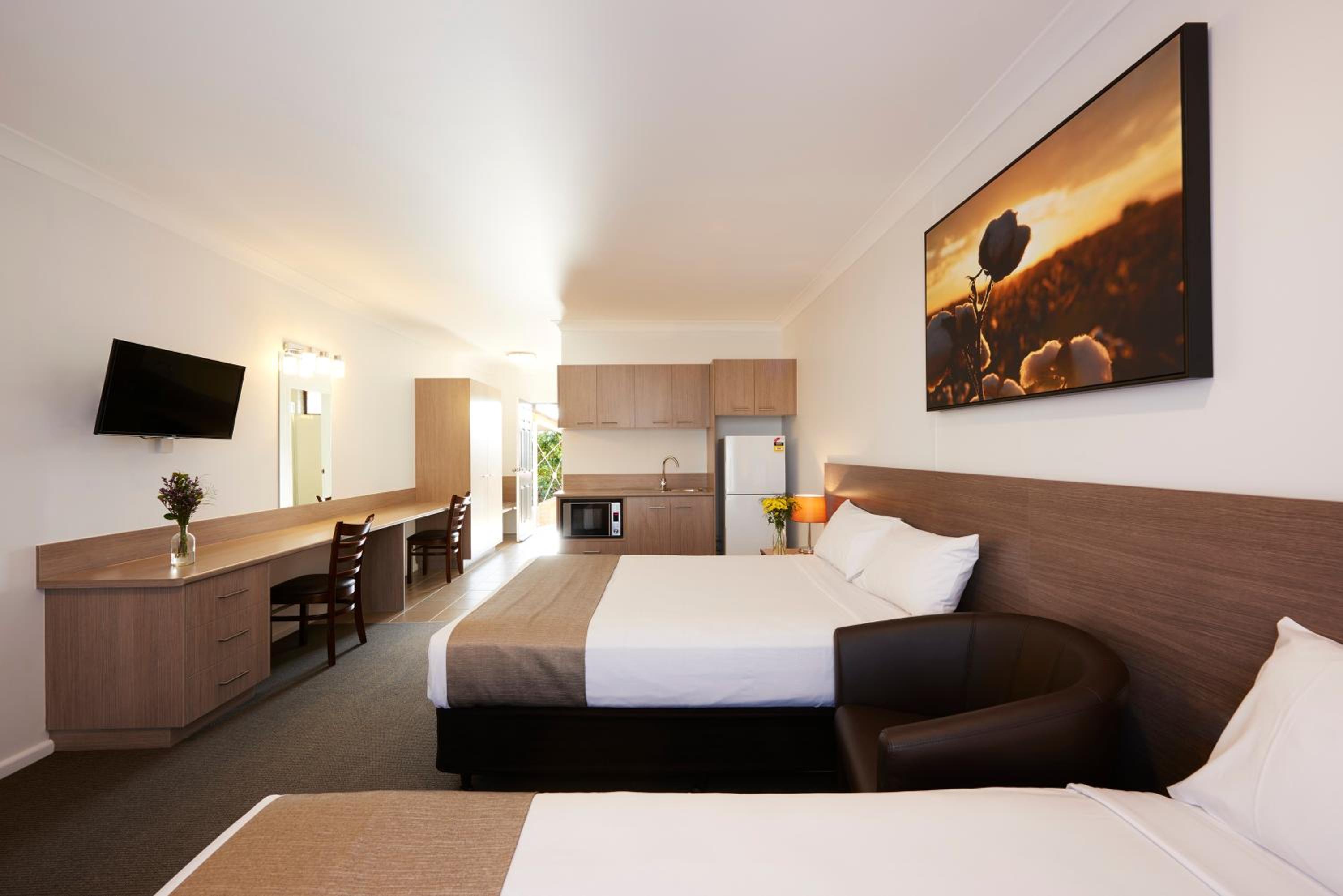Adelong Motel