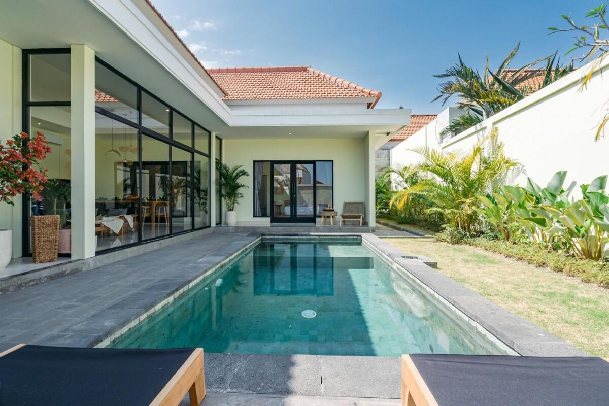 Kyati - 3BR Private Pool Luxury Villa in Canggu