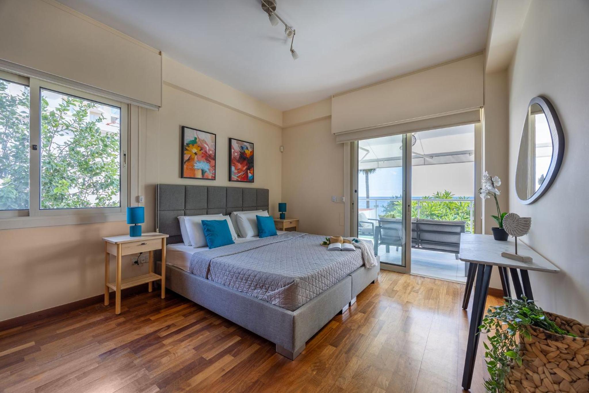 Berengaria Court - Sea Views 2bdr Apartment