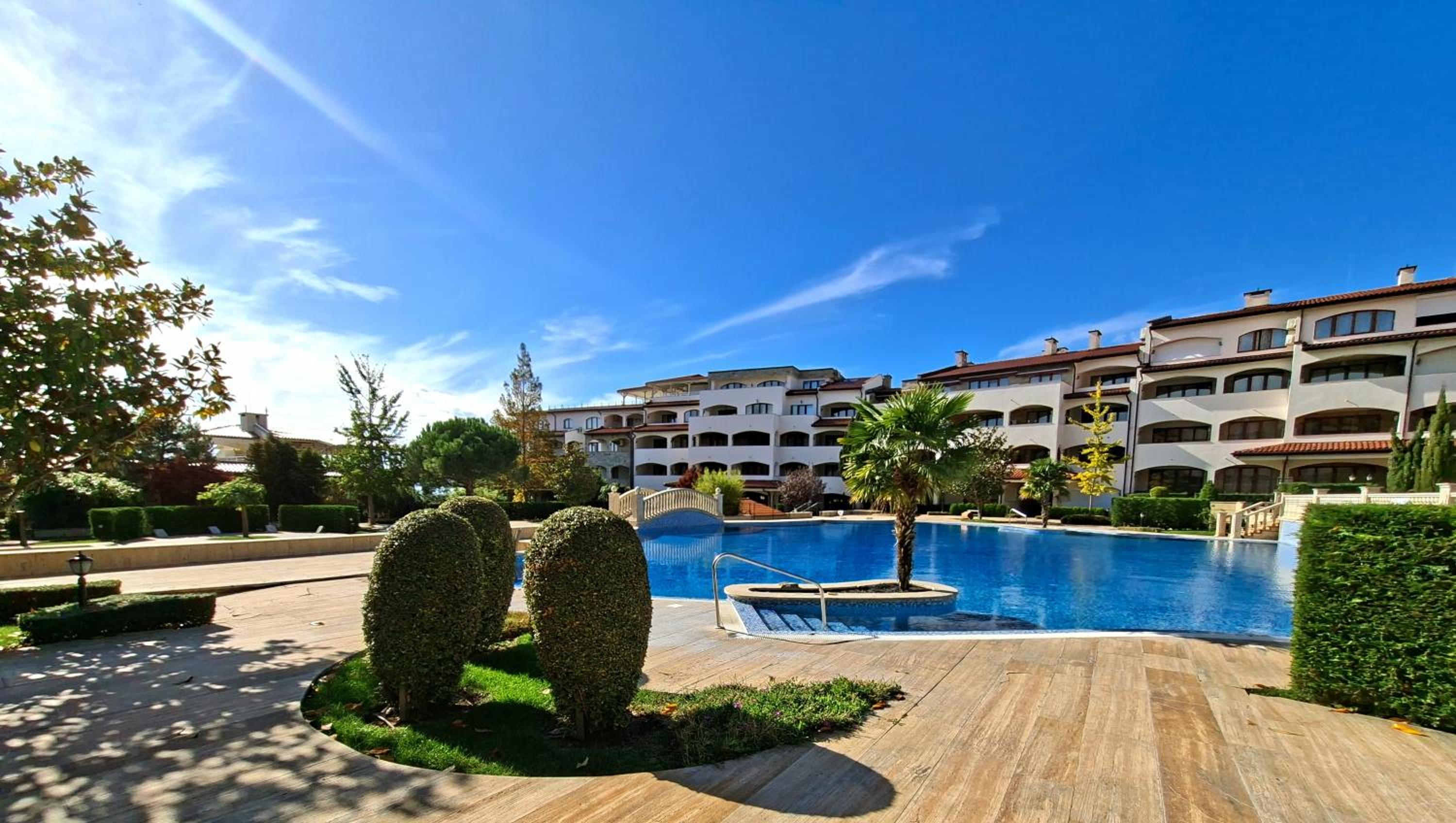 5-Star Beachfront Luxury Apartments