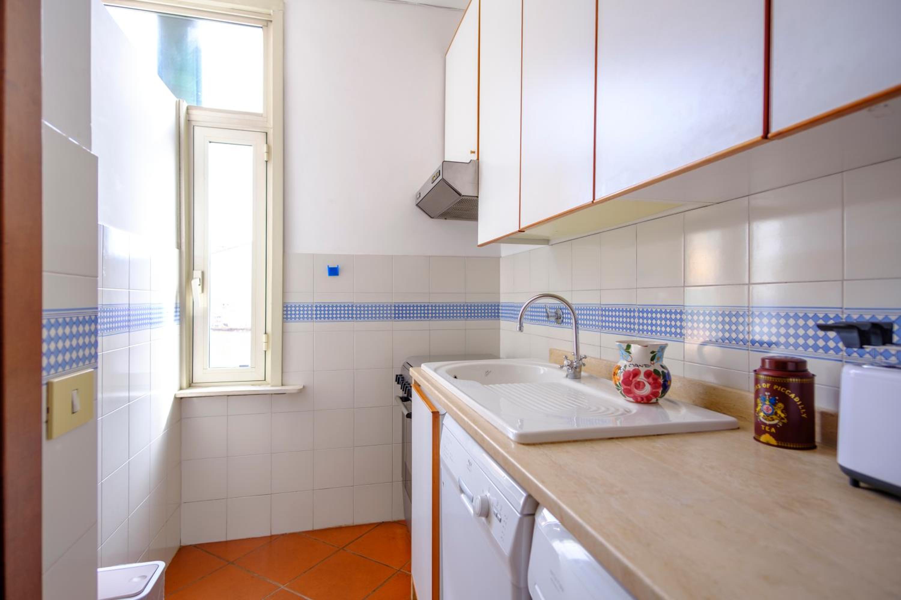 Elegantis Monti Penthouse With Private Terrace and Colosseum View