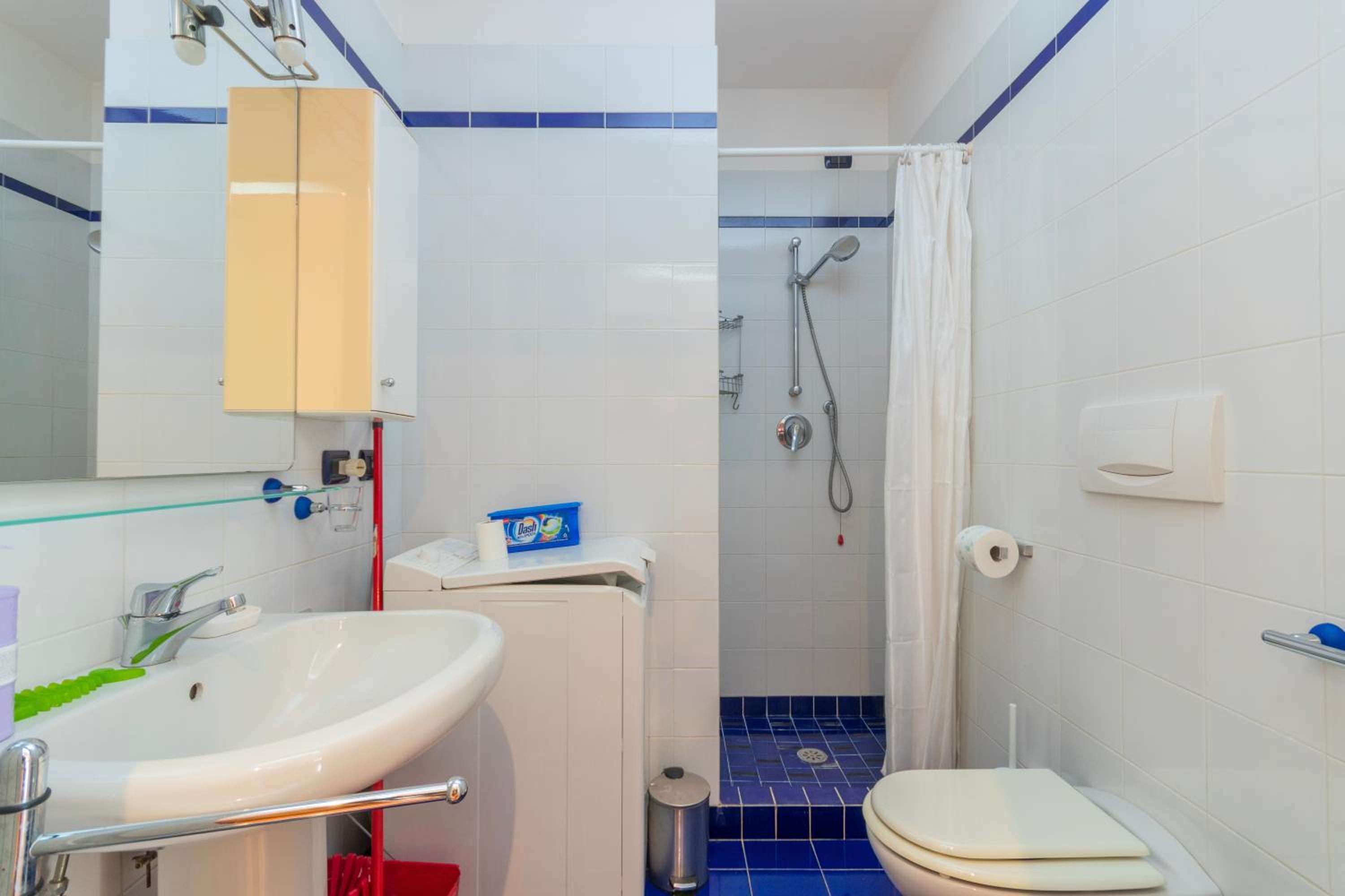 GuestHost -Sunny Dorsoduro Apartment