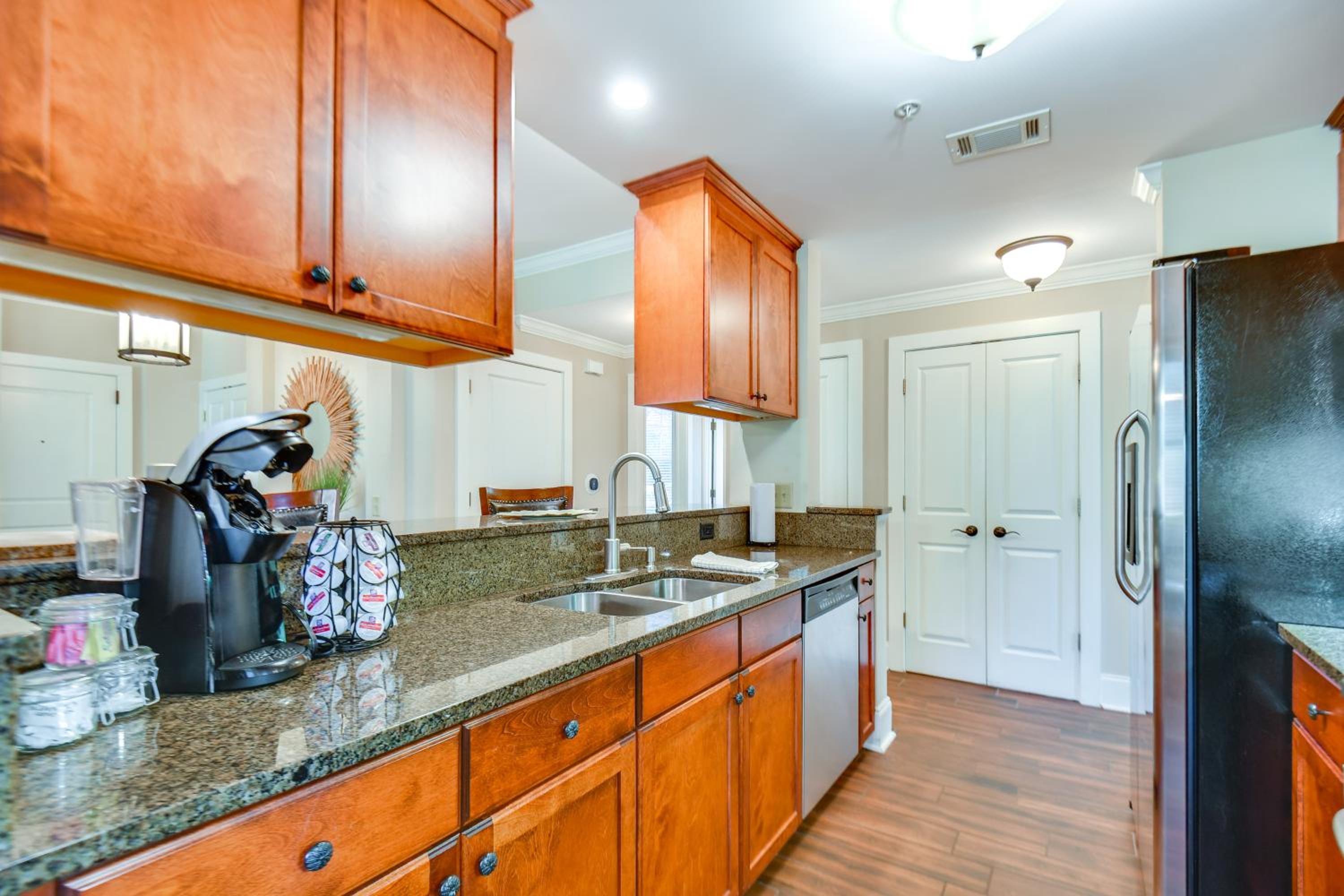 Lake Oconee Creekside Condo with Dock Access