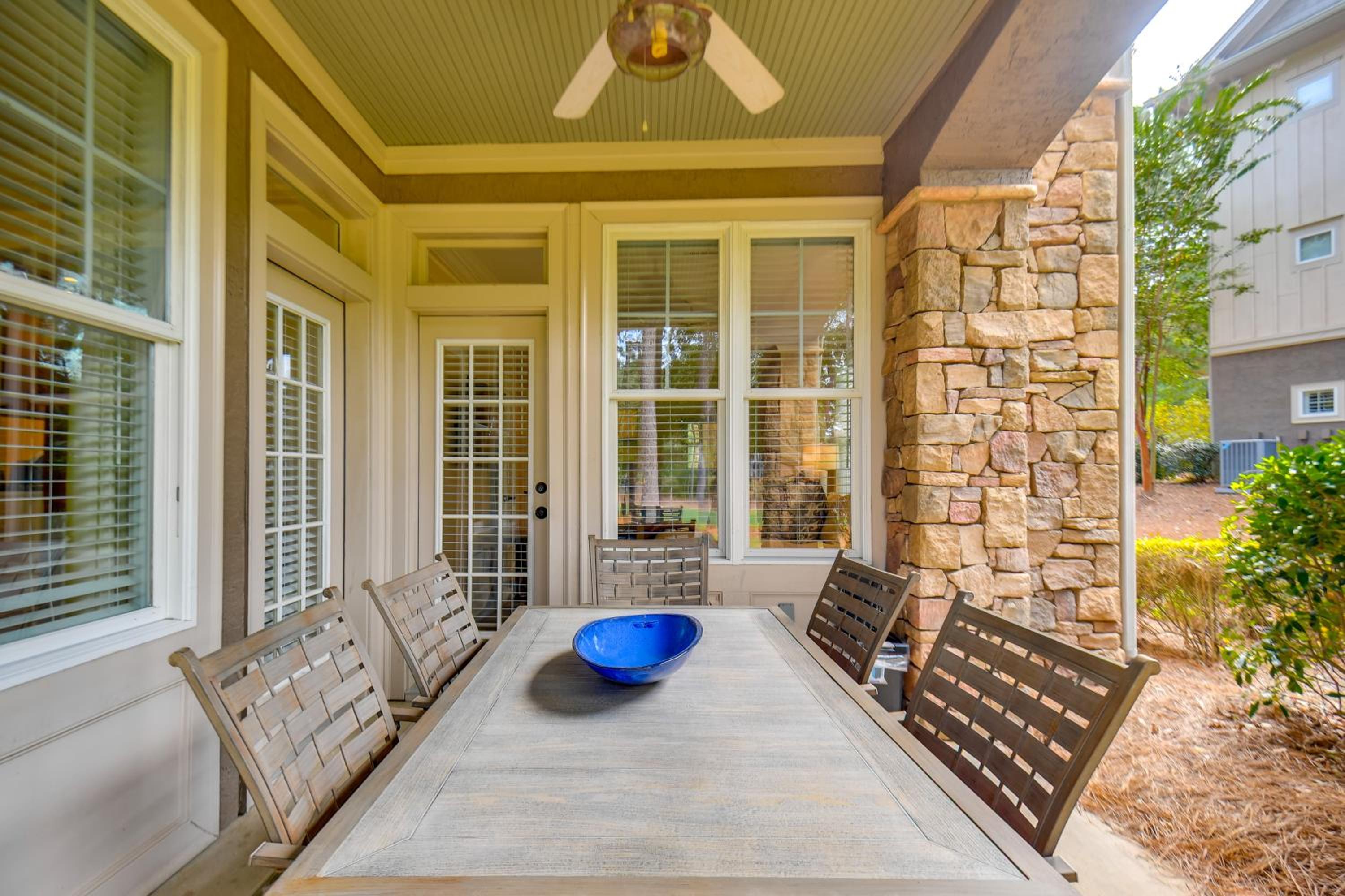 Lake Oconee Creekside Condo with Dock Access