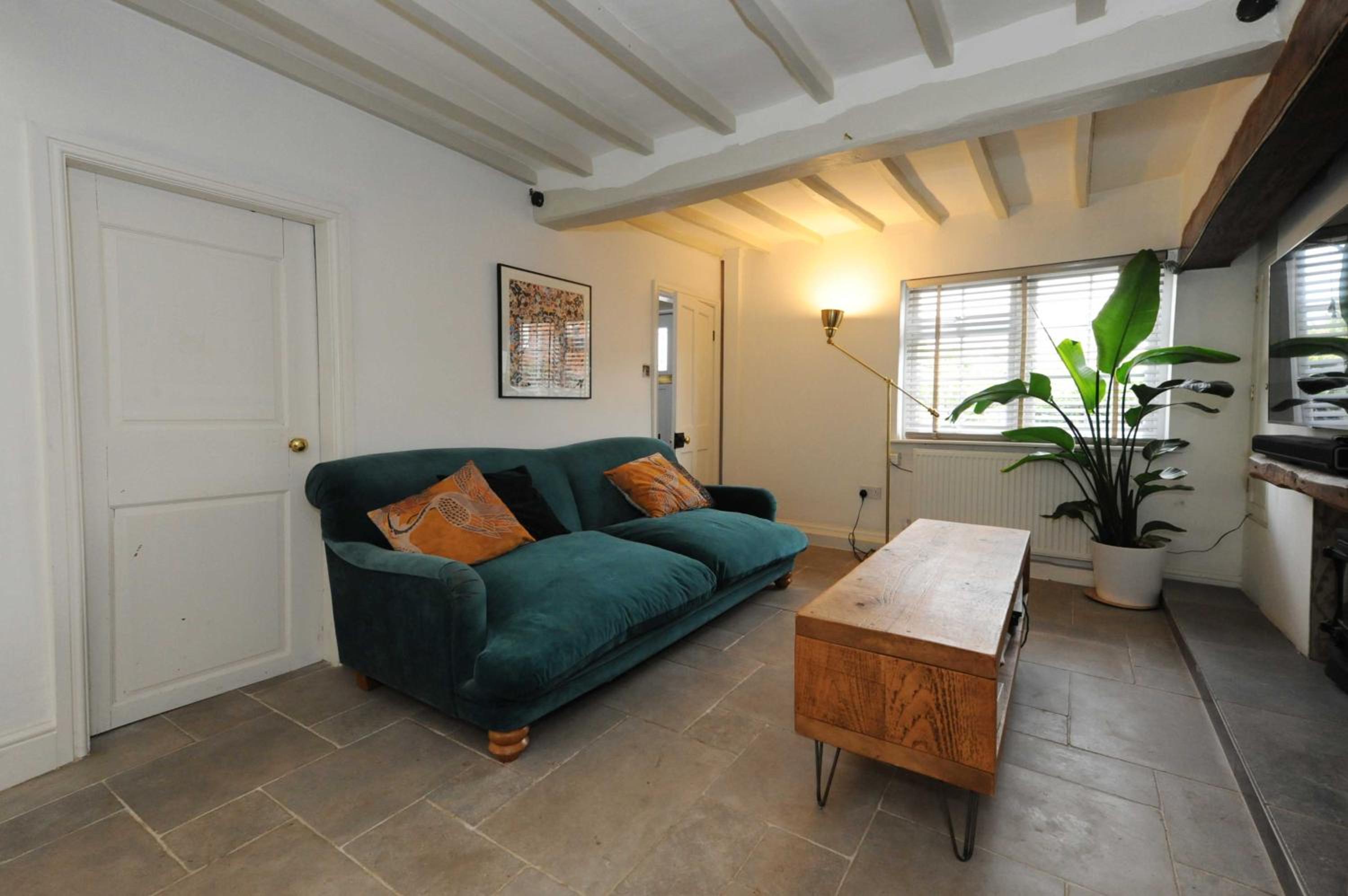 3 Bed Near Kegworth Village with Airport & M1 Access