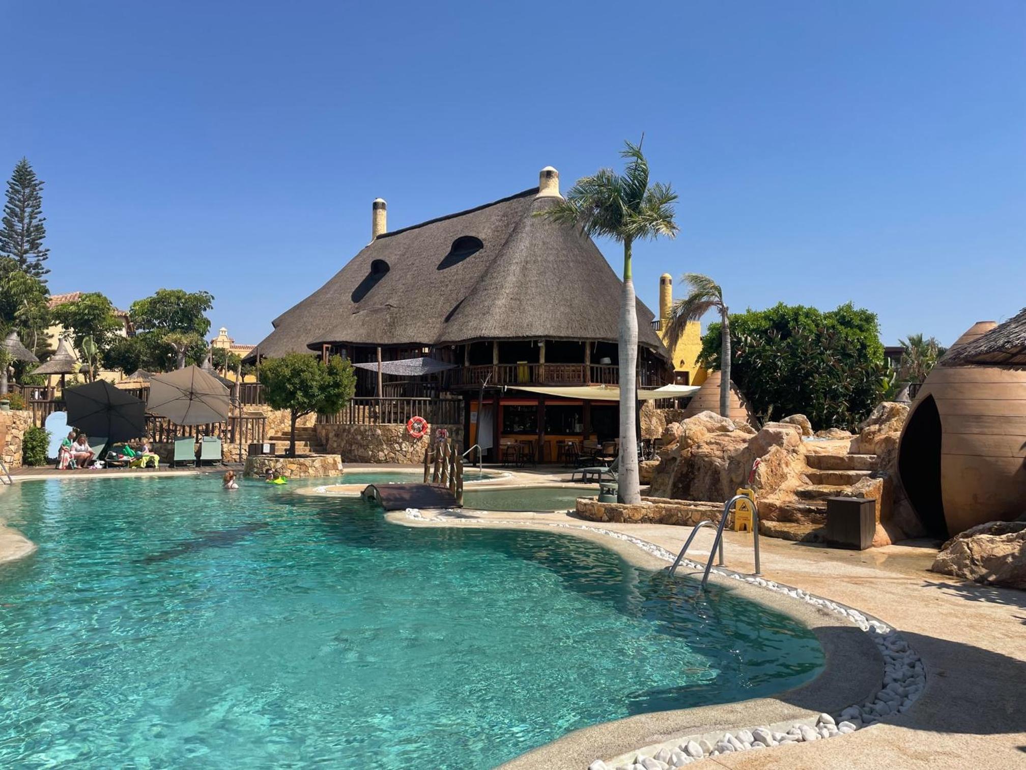 Casa Birdie, Golf & Piscina Retreat at Desert Springs Golf Resort near Vera Playa