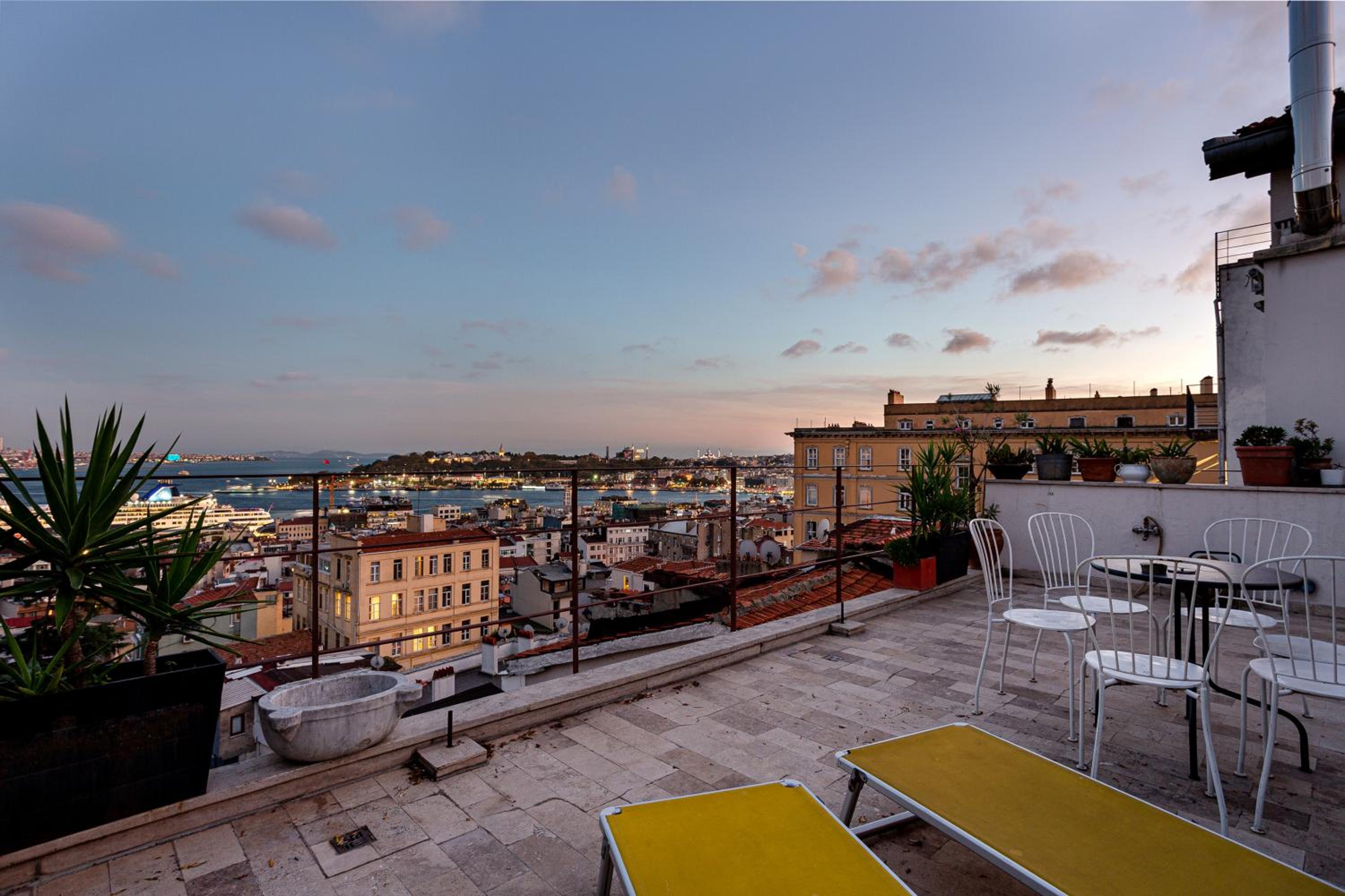 Alaattin Apartments