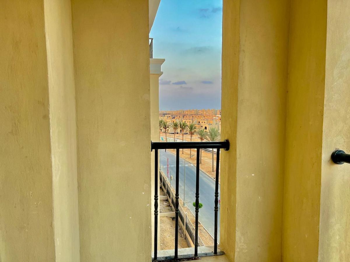 Ultra Luxurious 2BR 3BR in Gated Compound