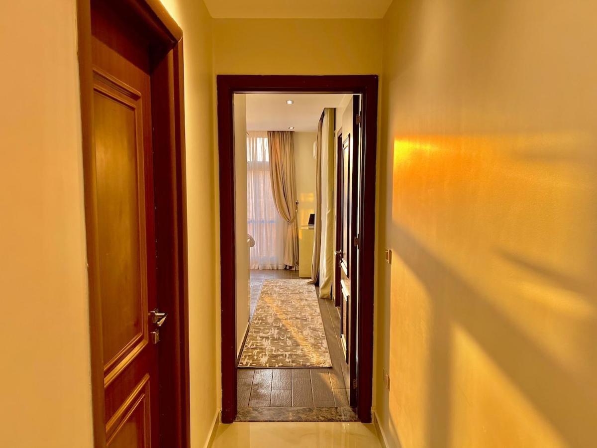 Ultra Luxurious 2BR 3BR in Gated Compound