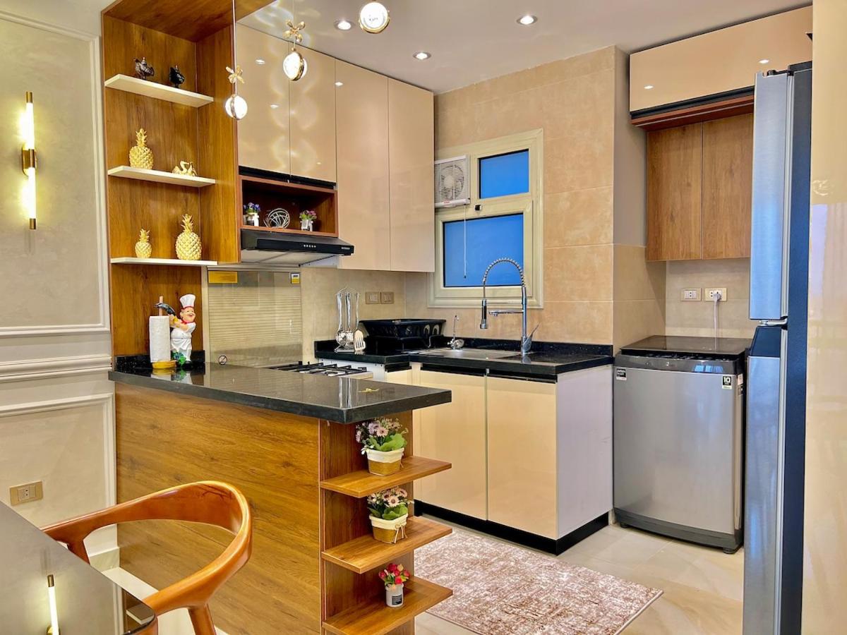 Ultra Luxurious 2BR 3BR in Gated Compound