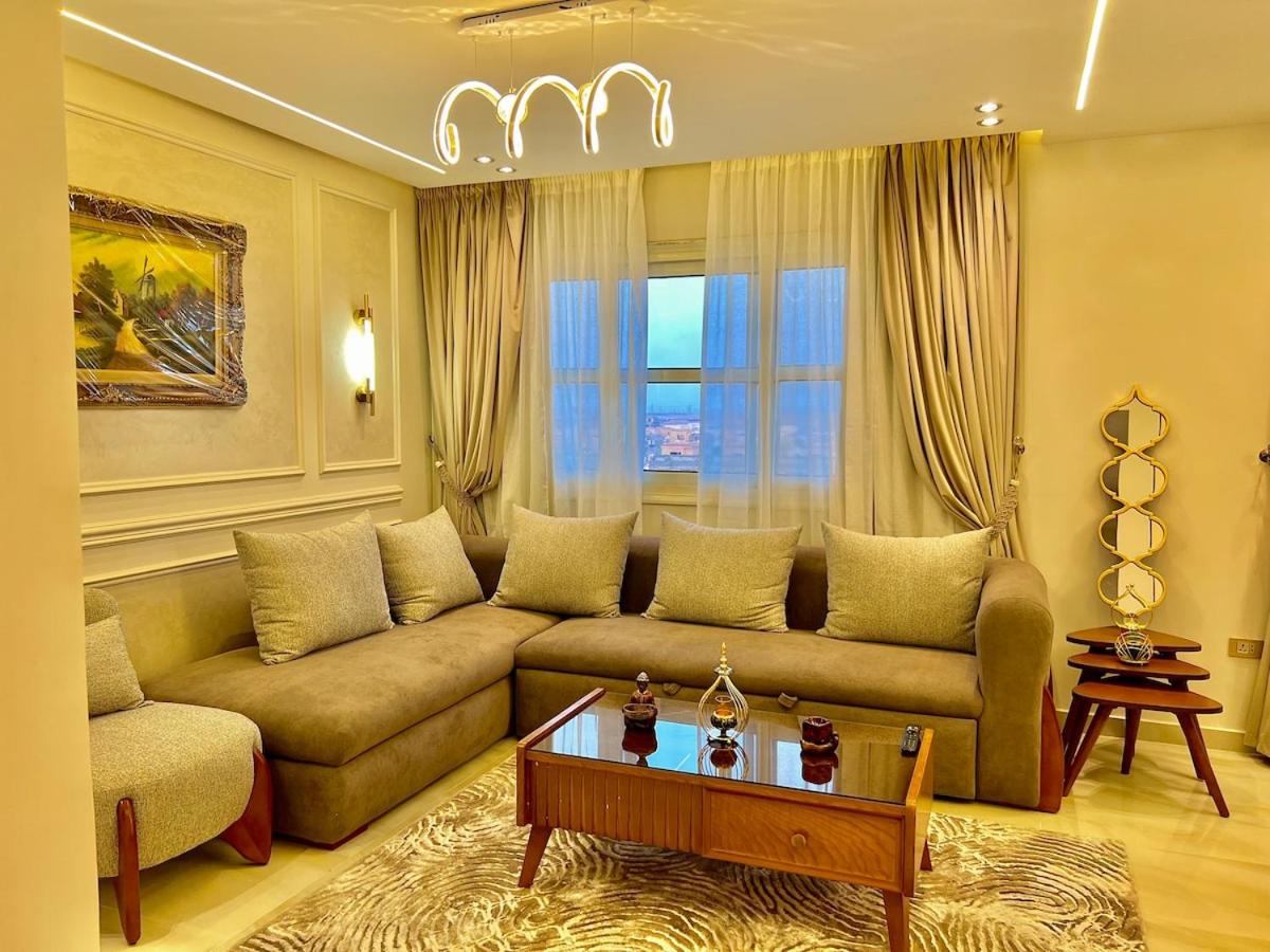 Ultra Luxurious 2BR 3BR in Gated Compound