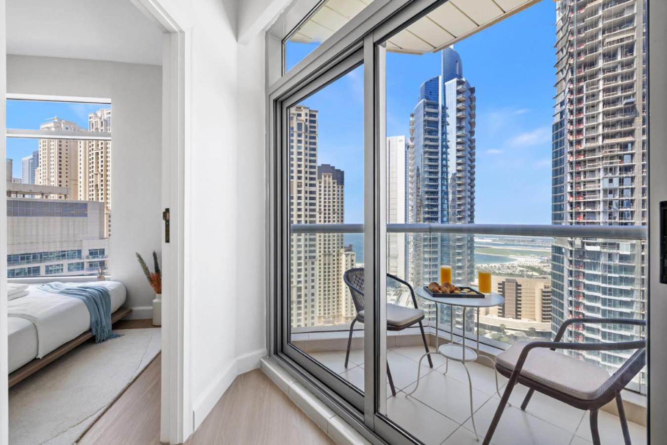 High-Floor 2BR in Dubai Marina with Balcony