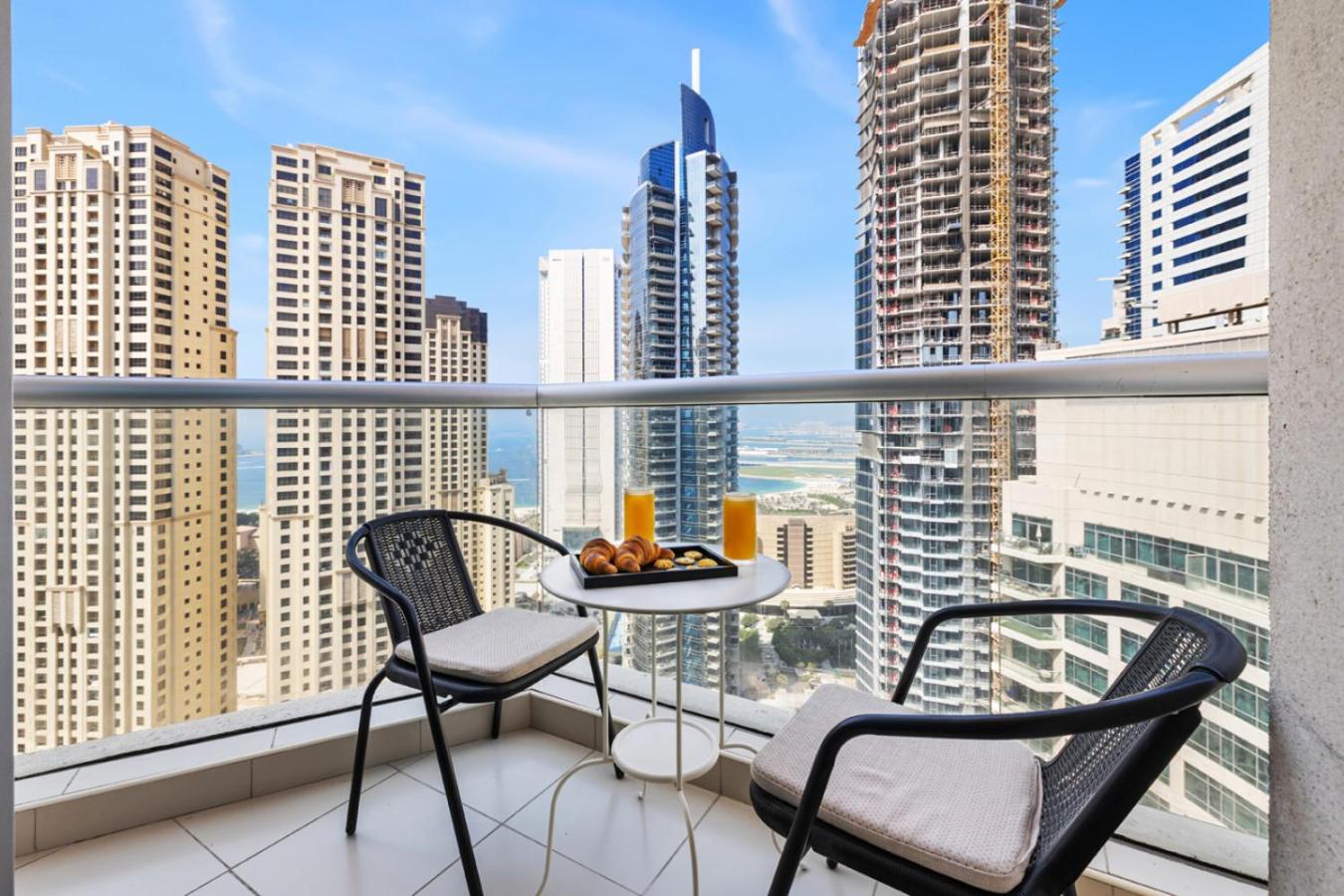 High-Floor 2BR in Dubai Marina with Balcony