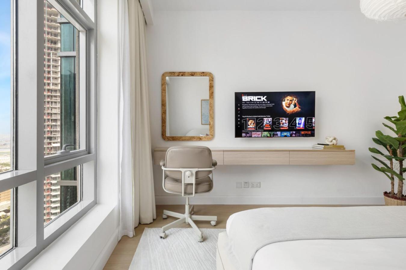 High-Floor 2BR in Dubai Marina with Balcony